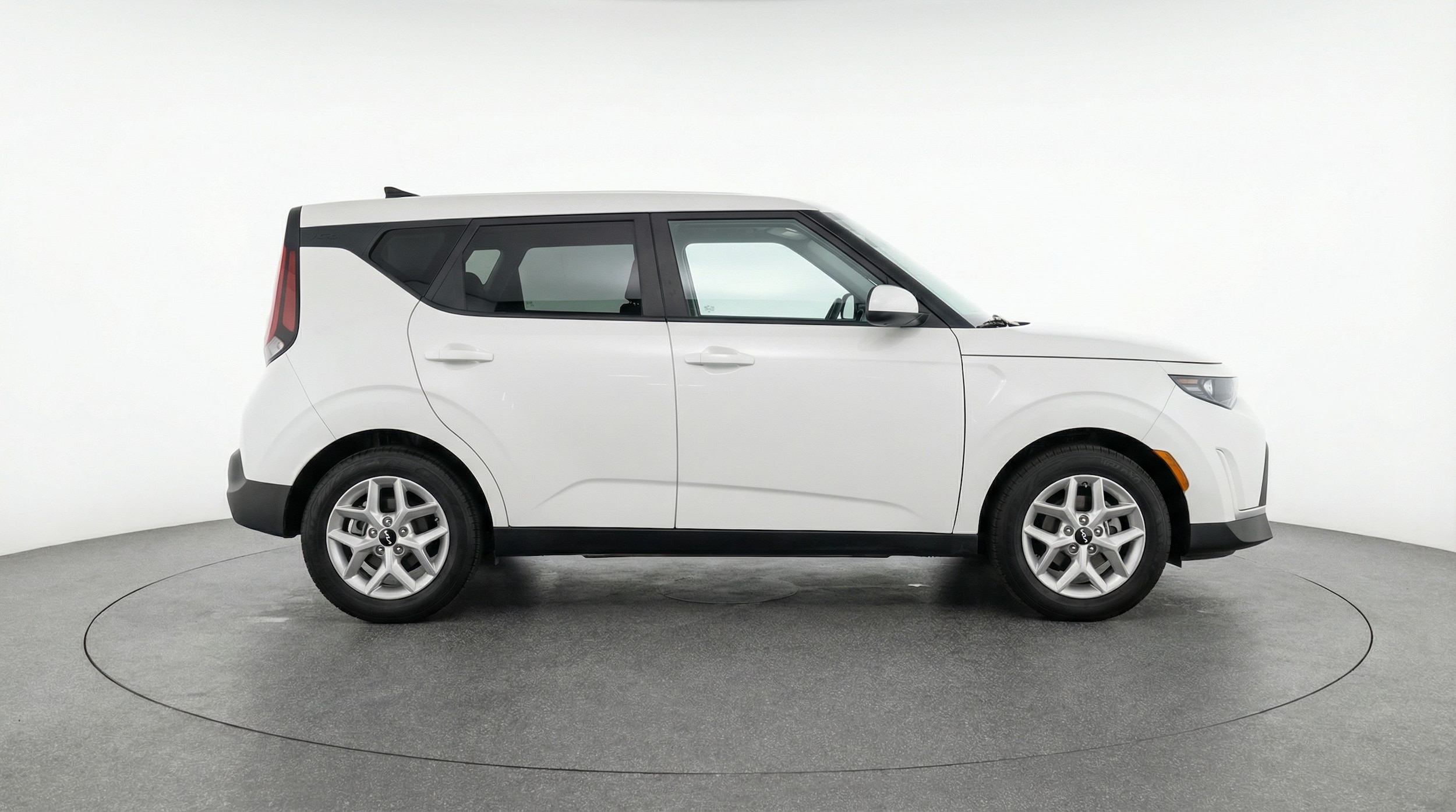 Thumbnail: 2025 Kia Soul - 8
