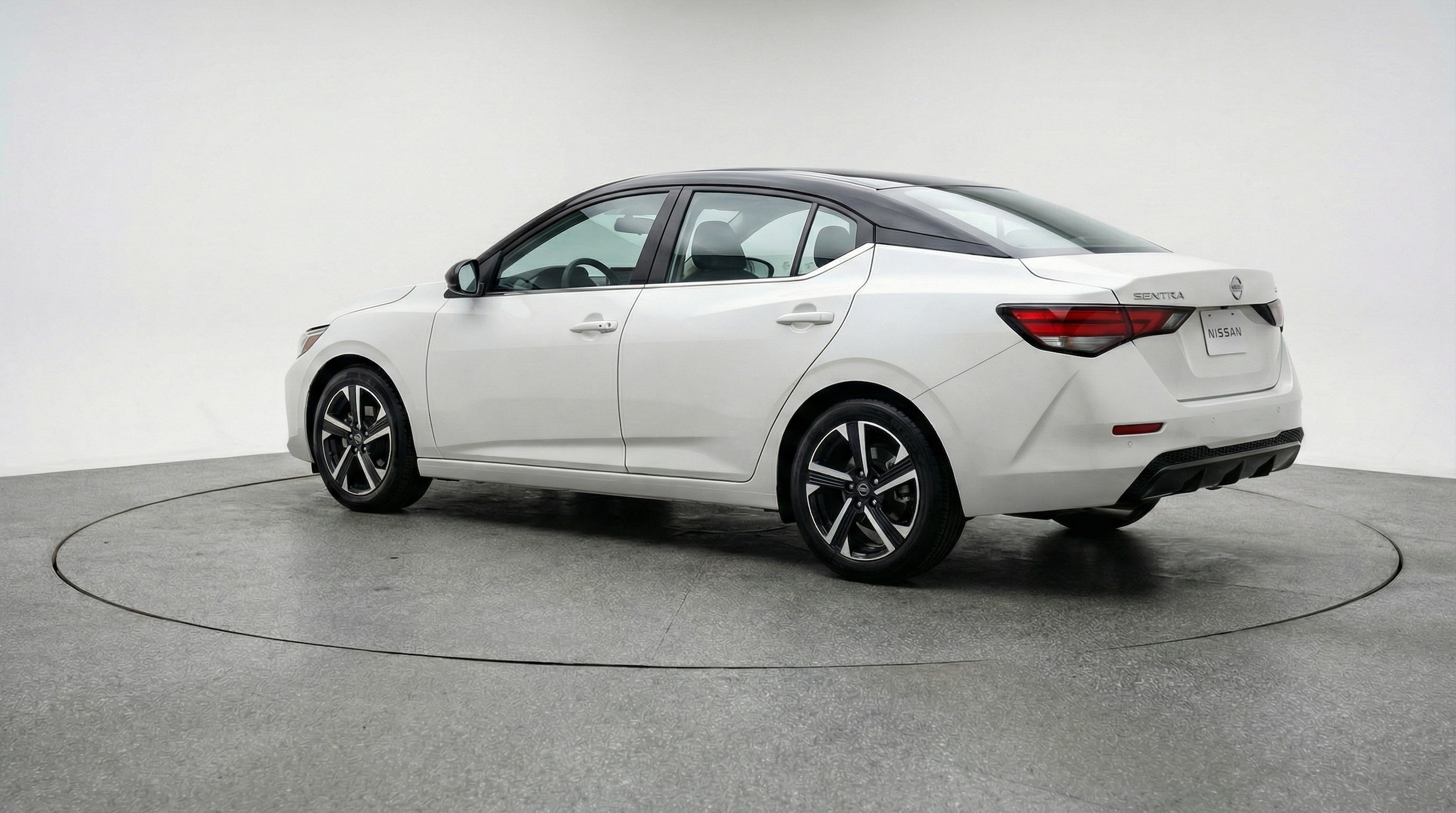 Thumbnail: 2025 Nissan Sentra - 5