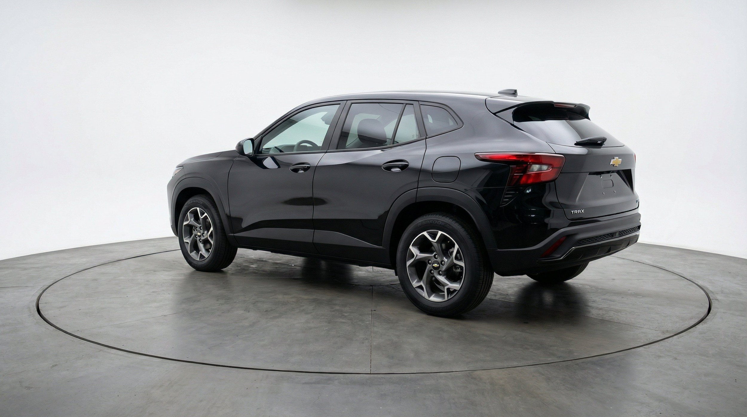 Thumbnail: 2025 Chevrolet Trax - 6