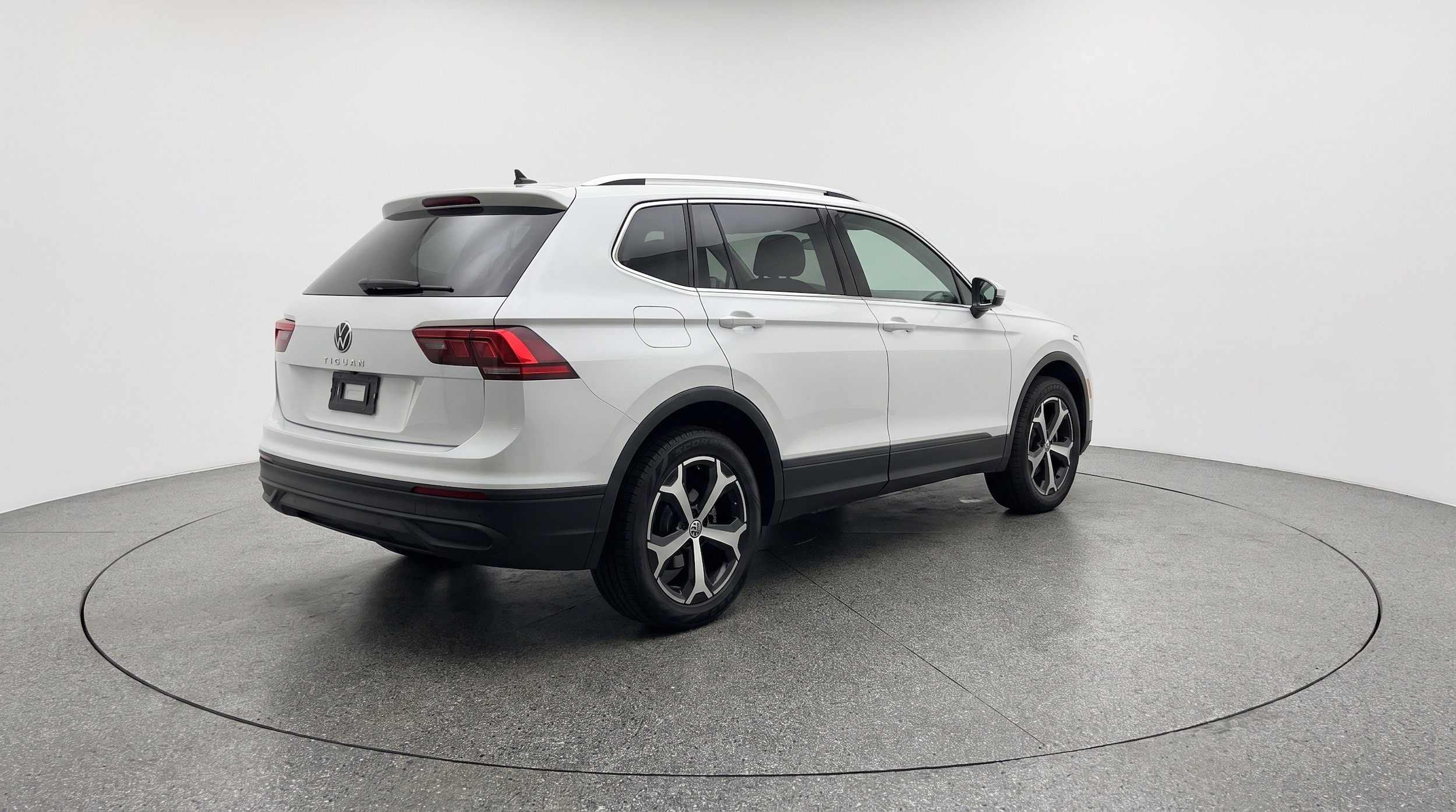 Thumbnail: 2026 Volkswagen Tiguan - 9