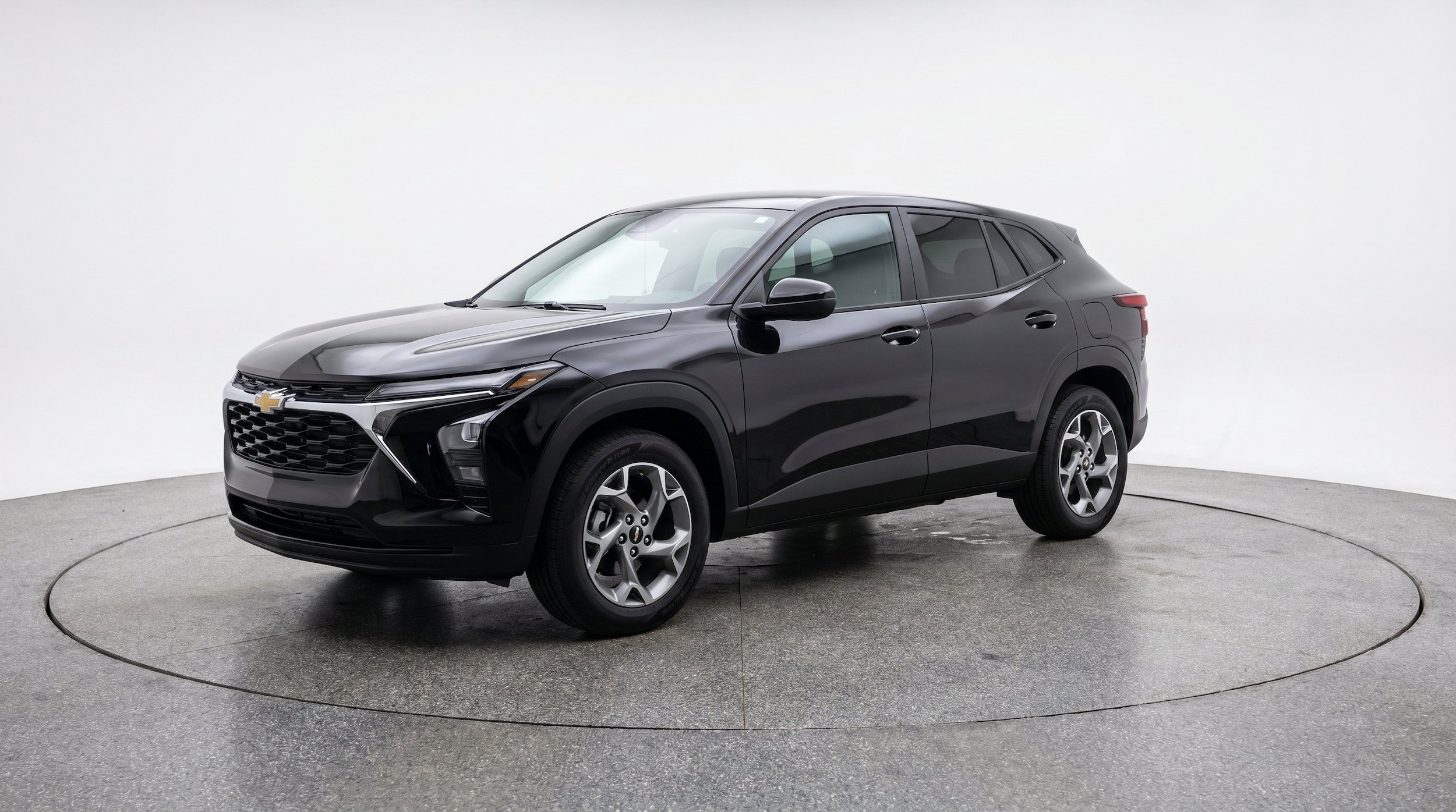 Thumbnail: 2025 Chevrolet Trax - 3