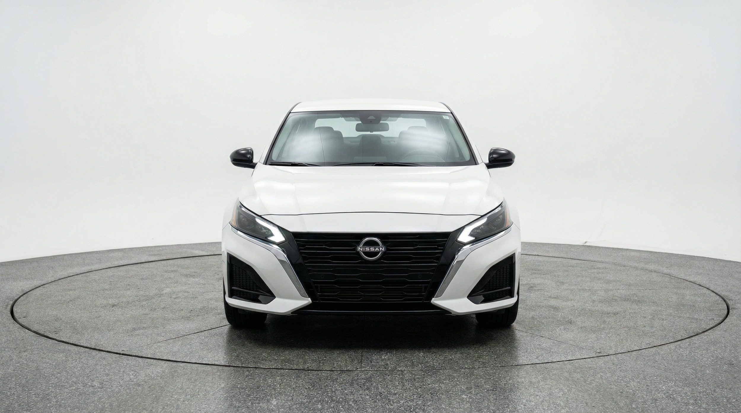 Thumbnail: 2025 Nissan Altima - 2