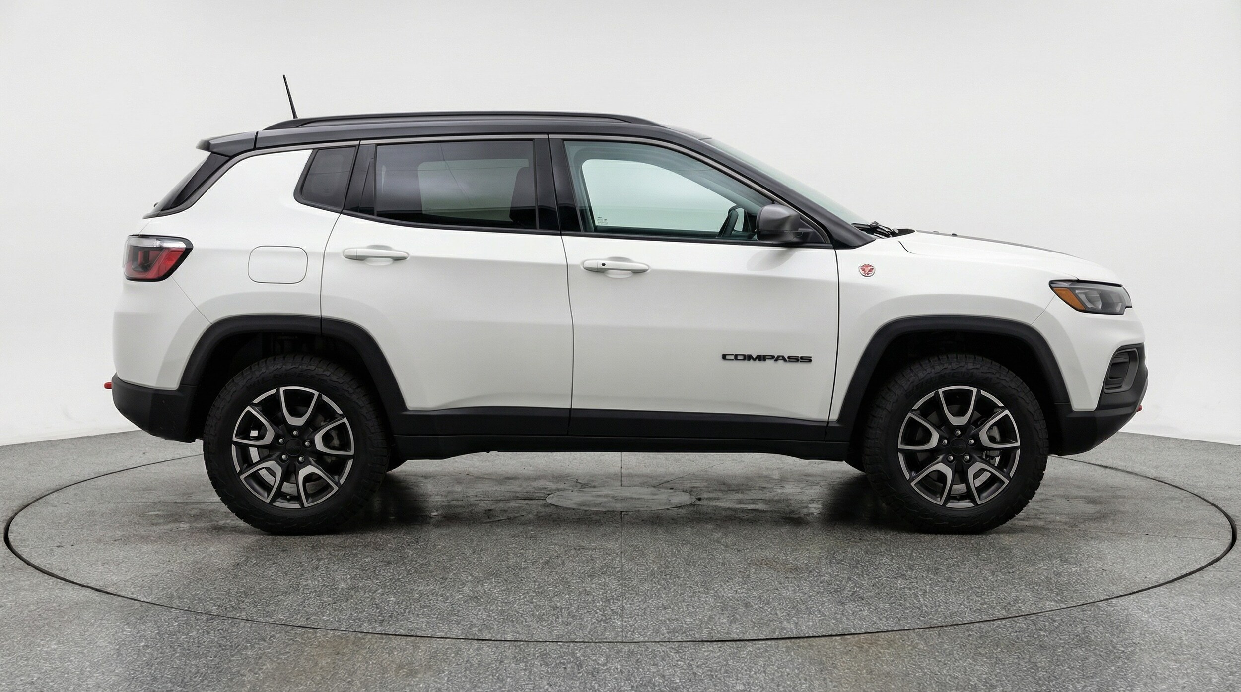 Thumbnail: 2025 Jeep Compass - 8
