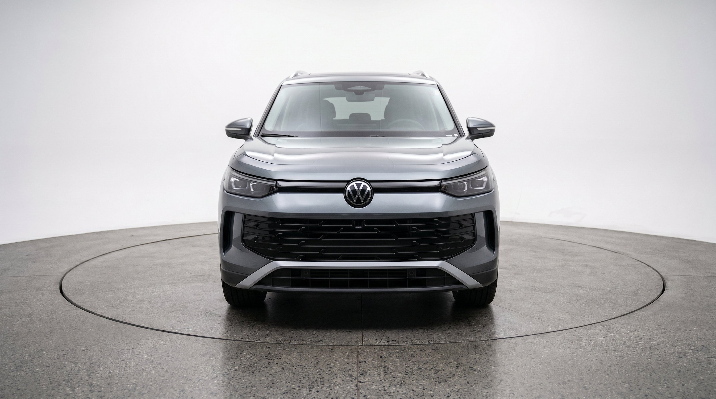 Thumbnail: 2026 Volkswagen Tiguan - 2