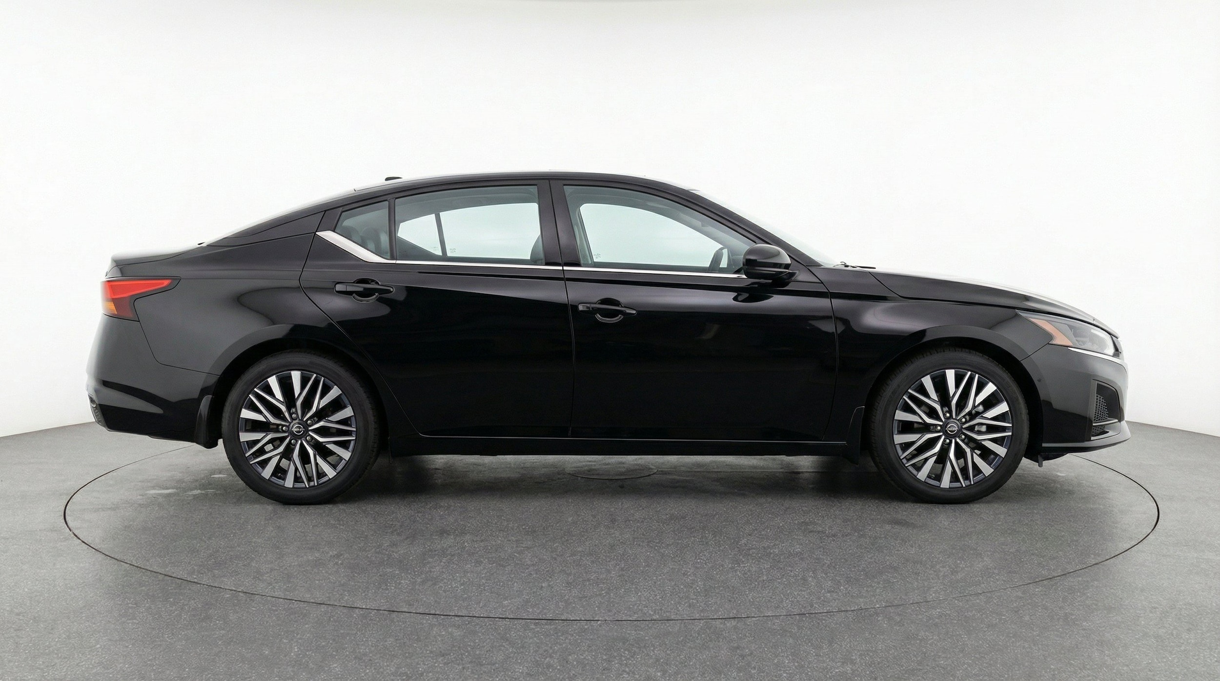 Thumbnail: 2025 Nissan Altima - 11