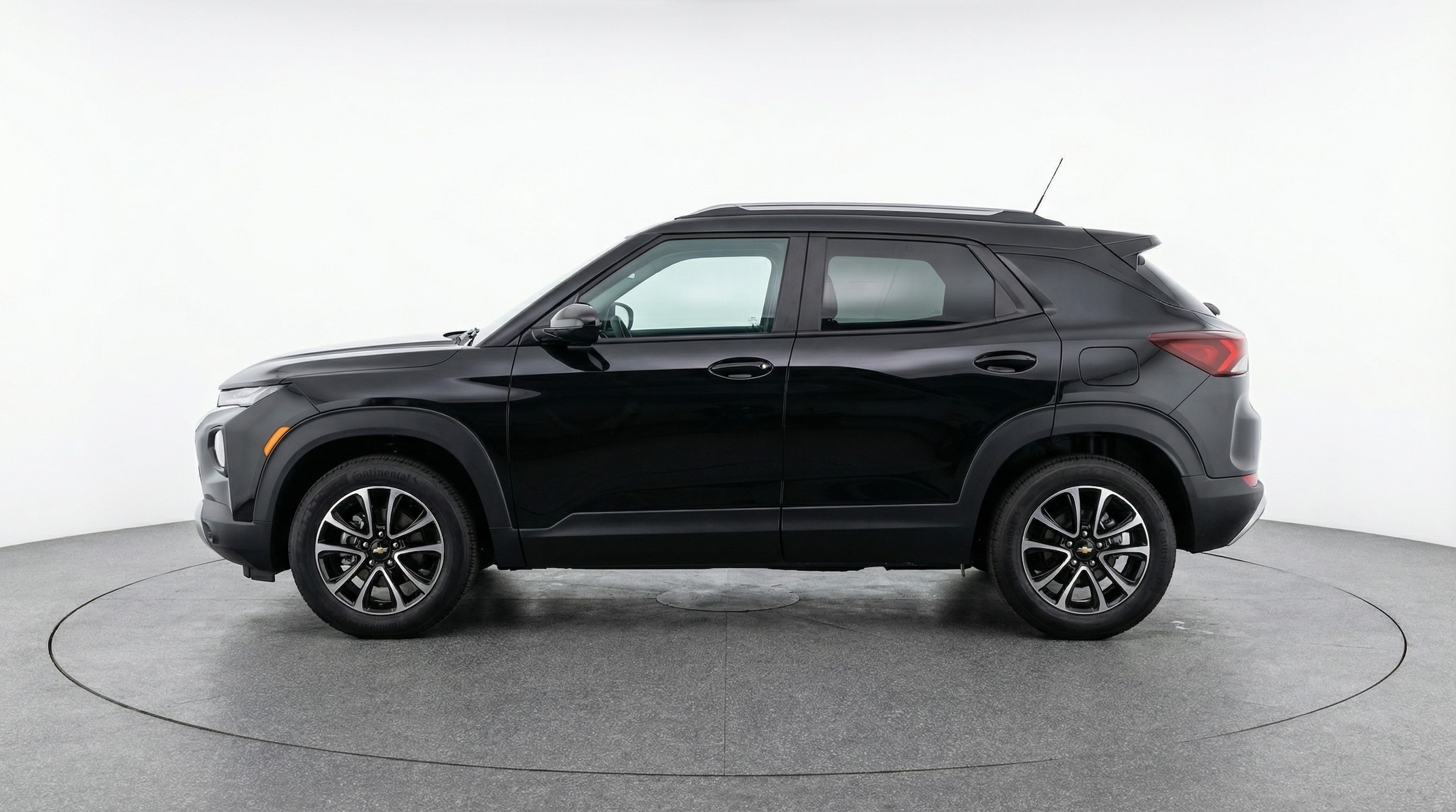 Thumbnail: 2025 Chevrolet TrailBlazer - 4