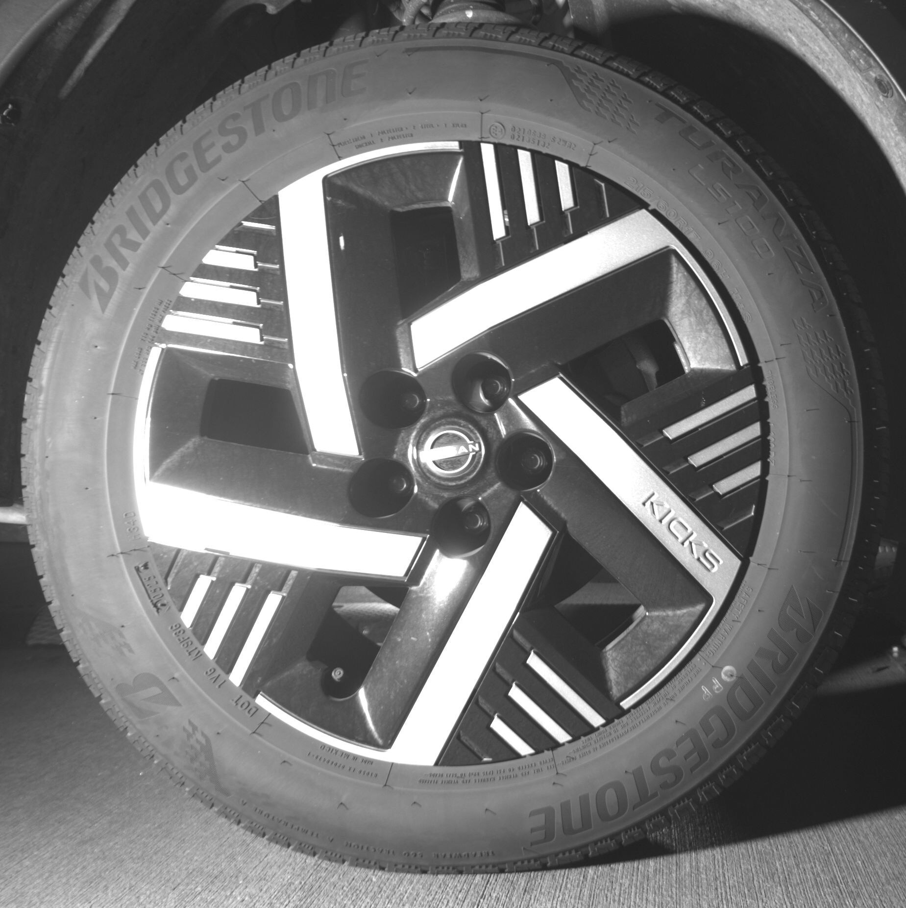 Thumbnail: 2025 Nissan Kicks - 10