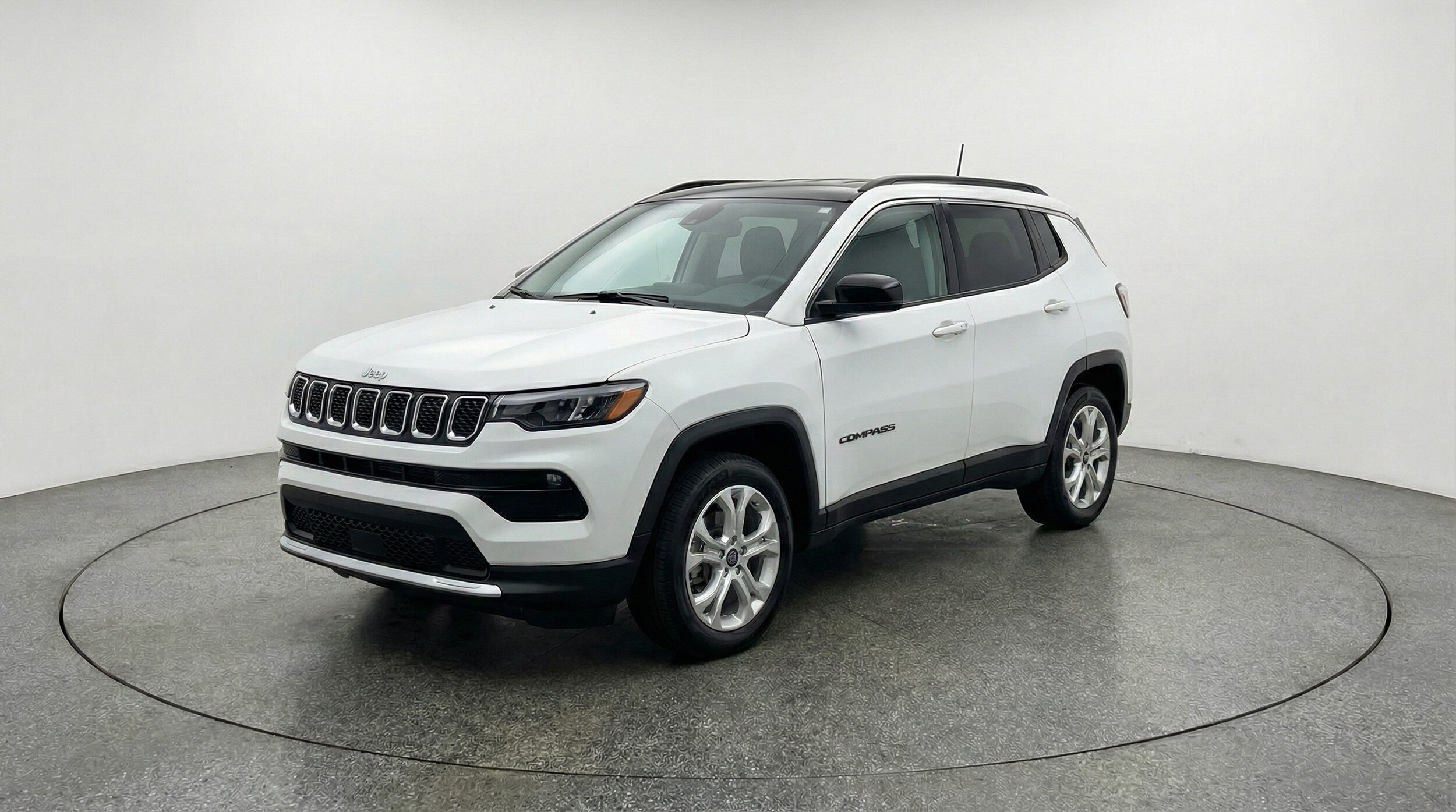 Thumbnail: 2025 Jeep Compass - 3