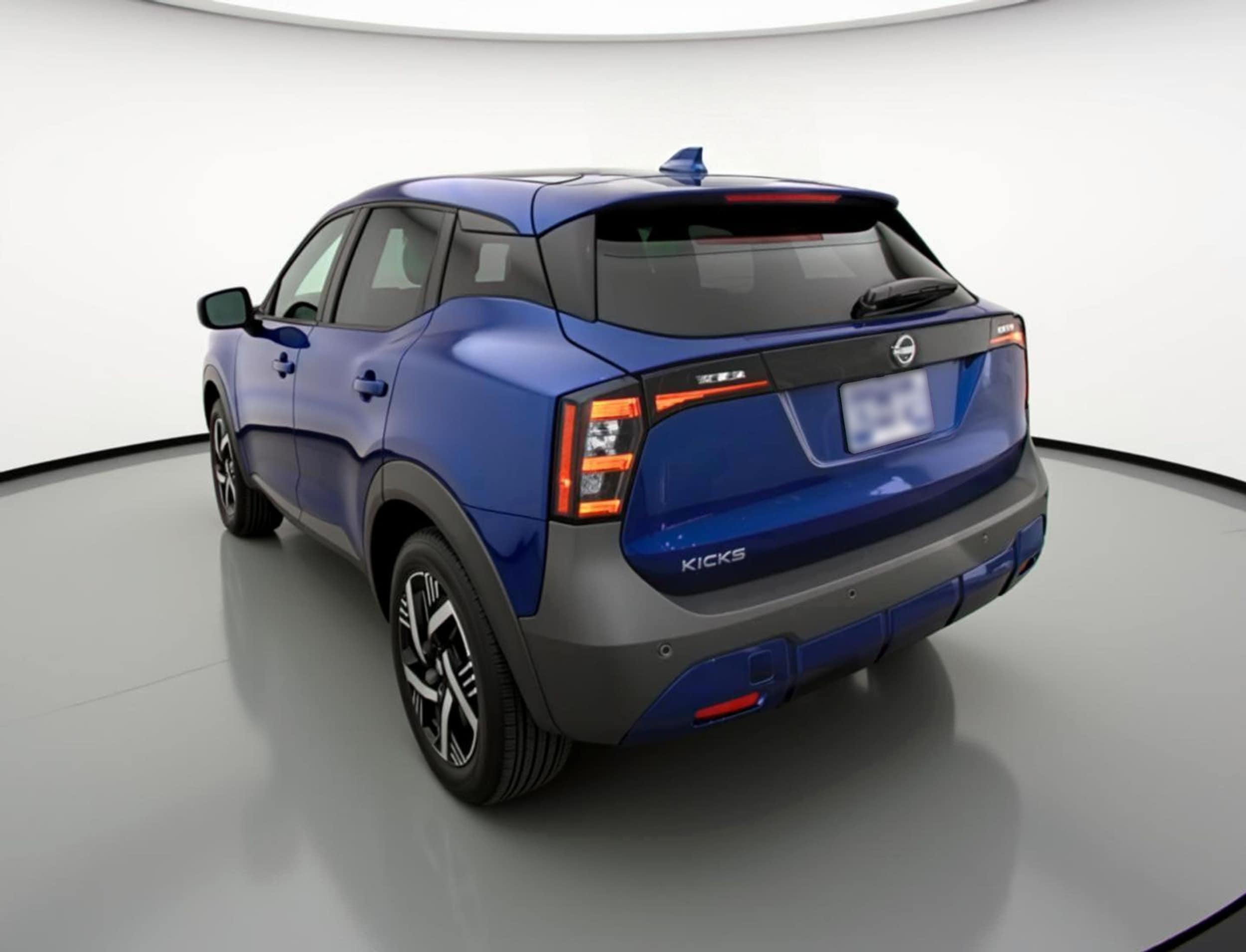 Thumbnail: 2025 Nissan Kicks - 5