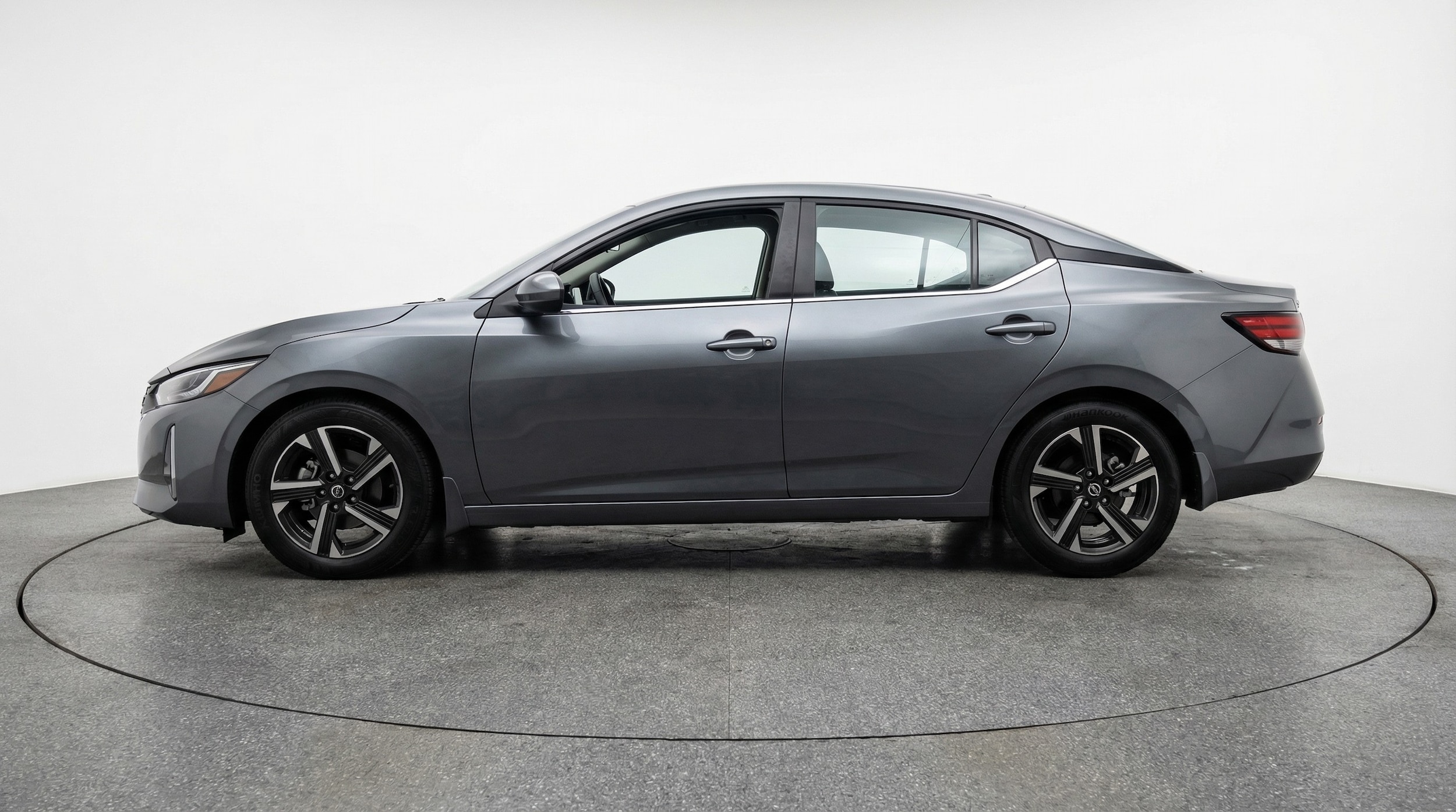 Thumbnail: 2025 Nissan Sentra - 4