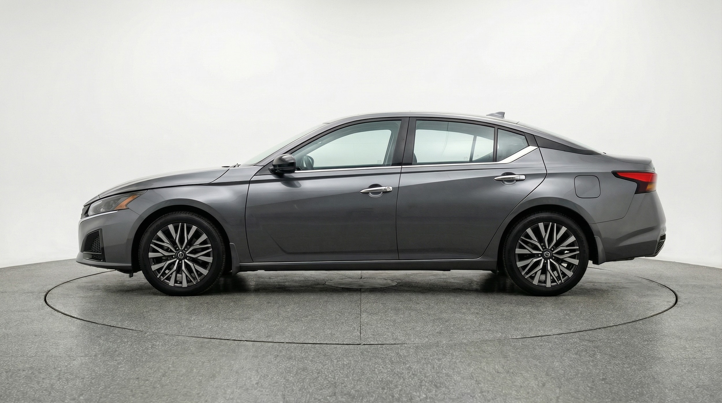 Thumbnail: 2025 Nissan Altima - 4