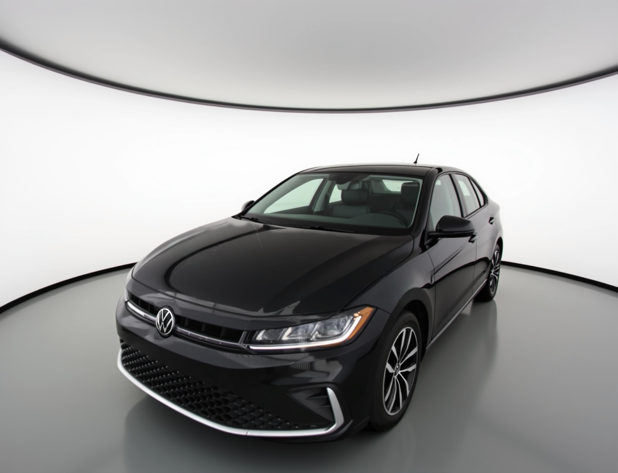 Thumbnail: 2025 Volkswagen Jetta - 3