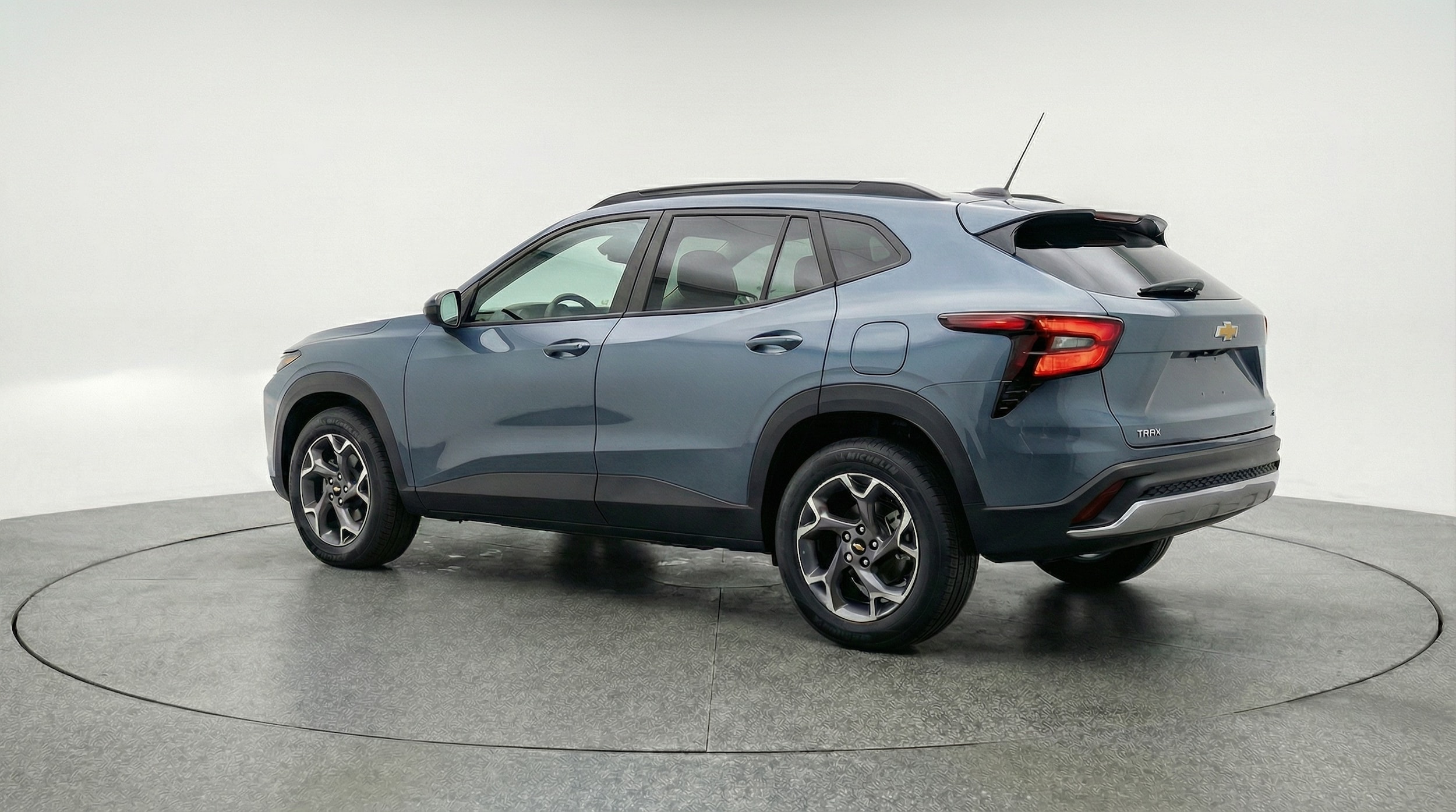 Thumbnail: 2025 Chevrolet Trax - 5