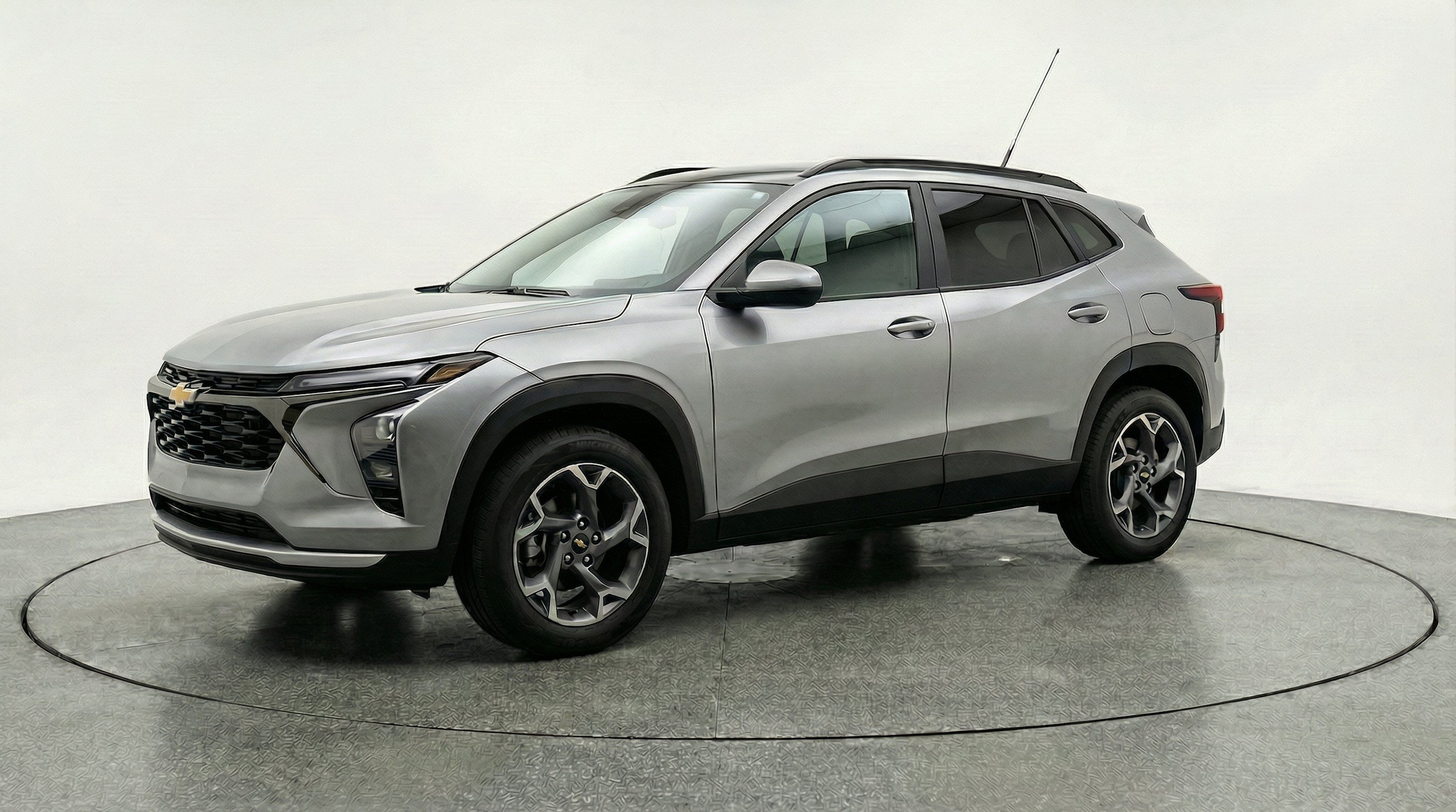 Thumbnail: 2025 Chevrolet Trax - 3
