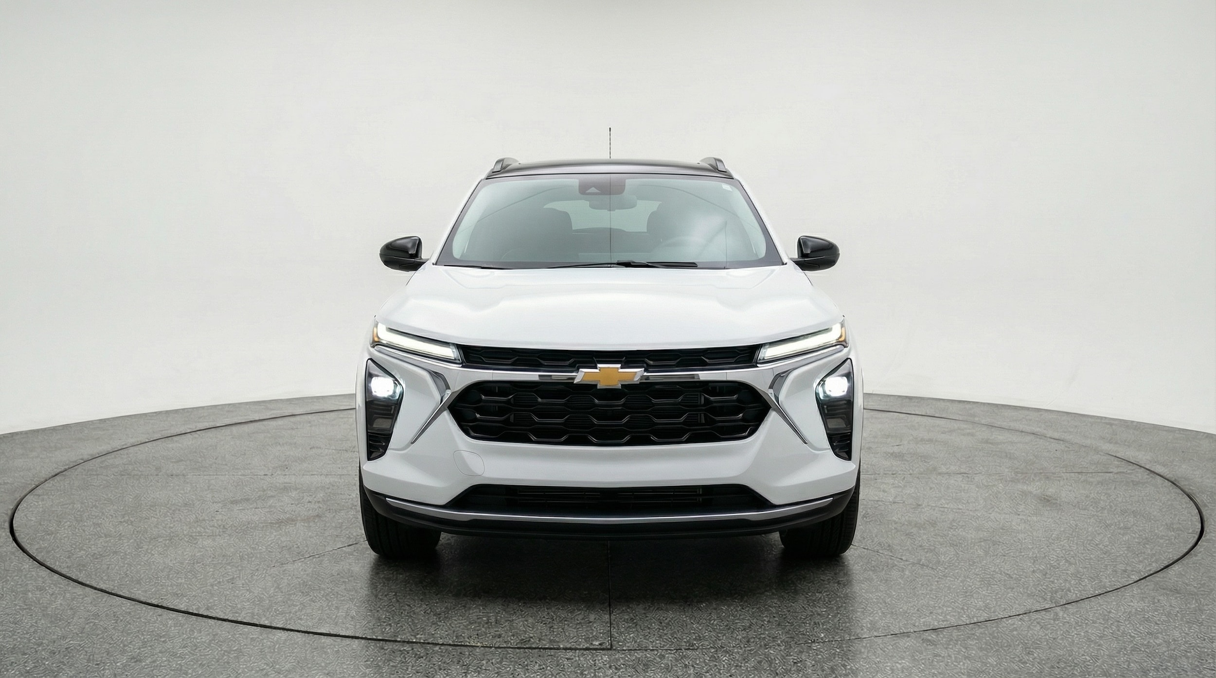 Thumbnail: 2025 Chevrolet Trax - 2