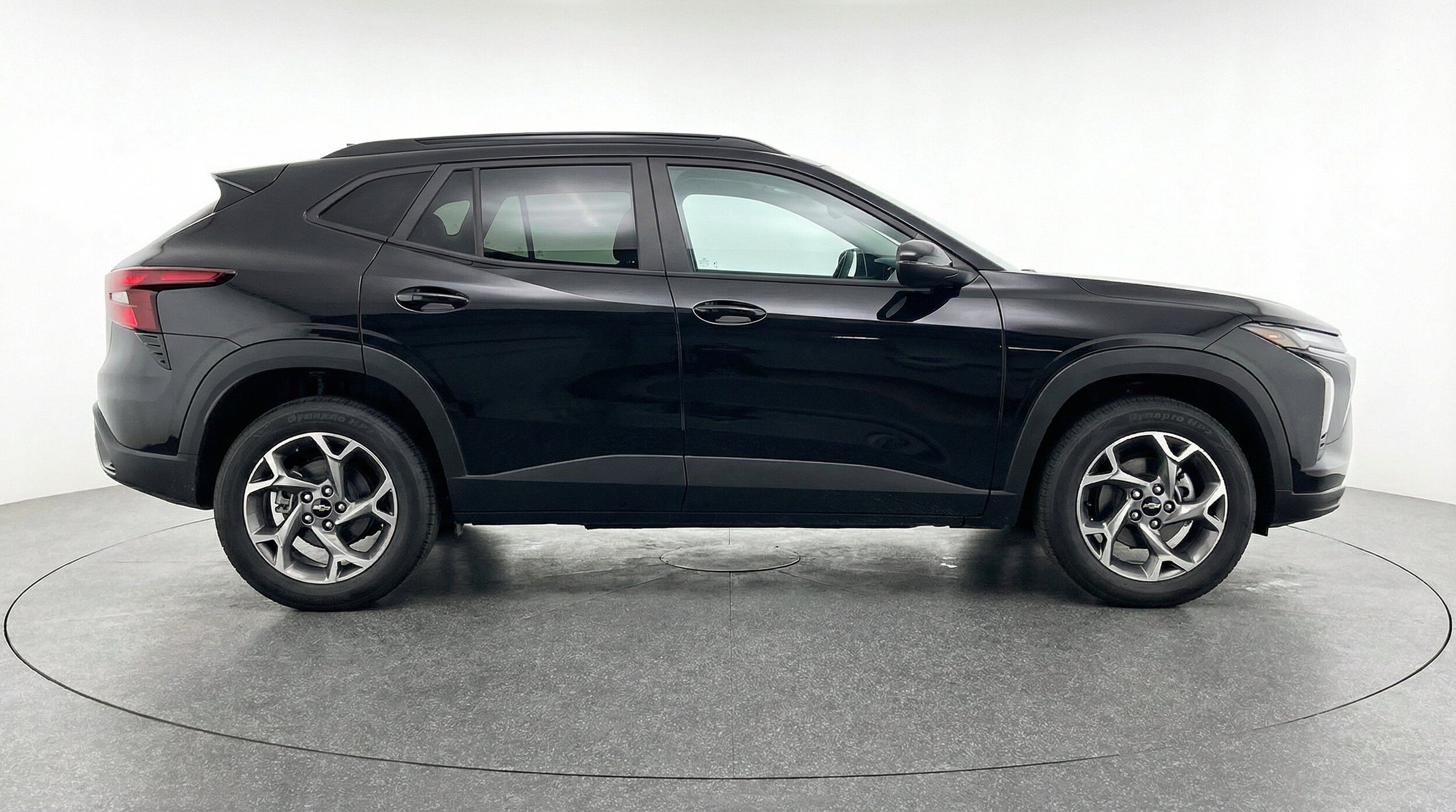 Thumbnail: 2025 Chevrolet Trax - 11