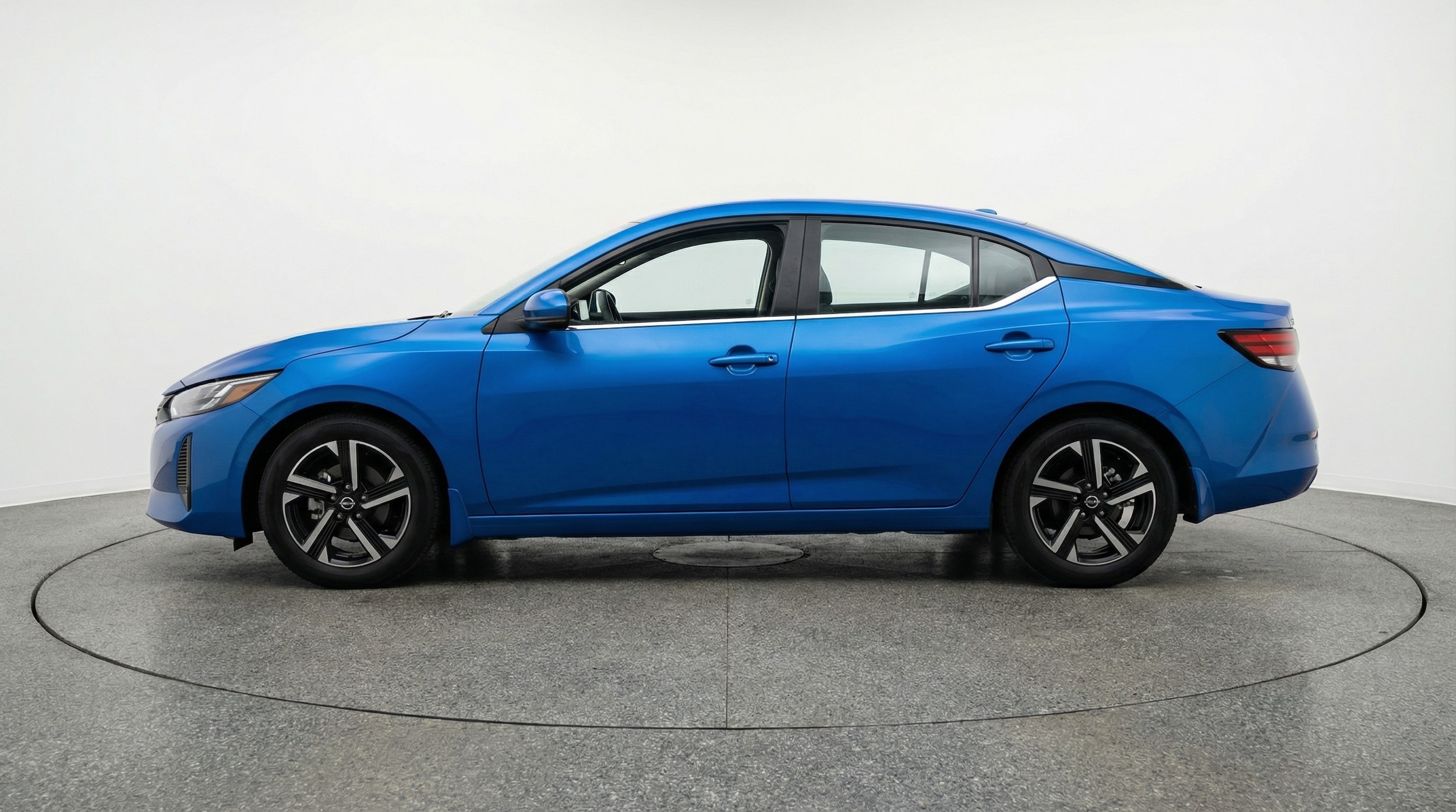 Thumbnail: 2025 Nissan Sentra - 4