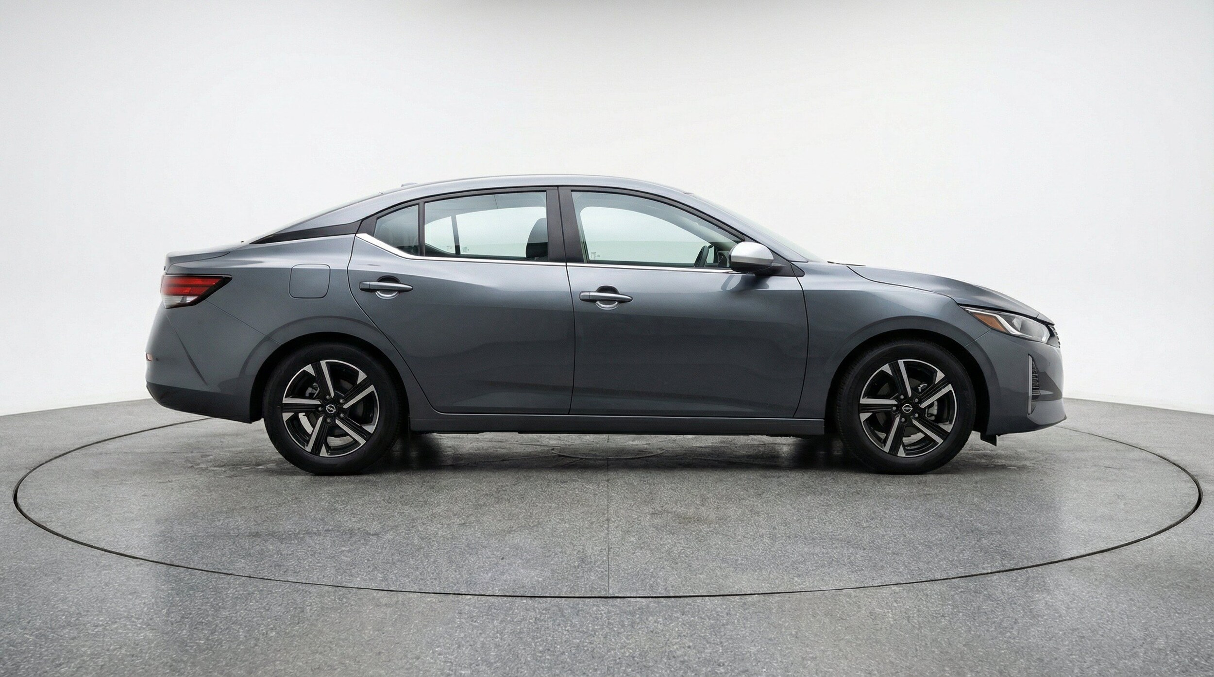 Thumbnail: 2025 Nissan Sentra - 10