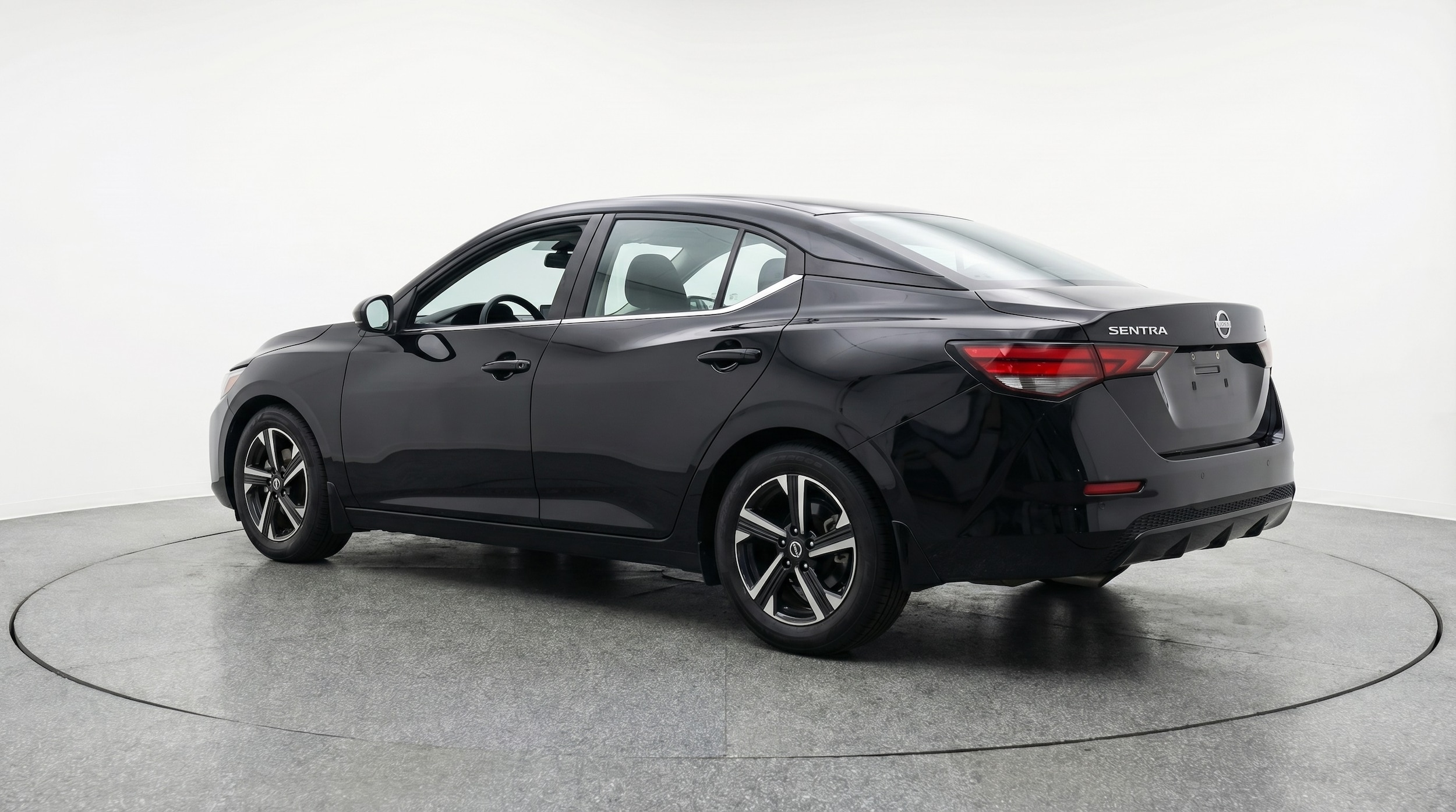Thumbnail: 2025 Nissan Sentra - 5