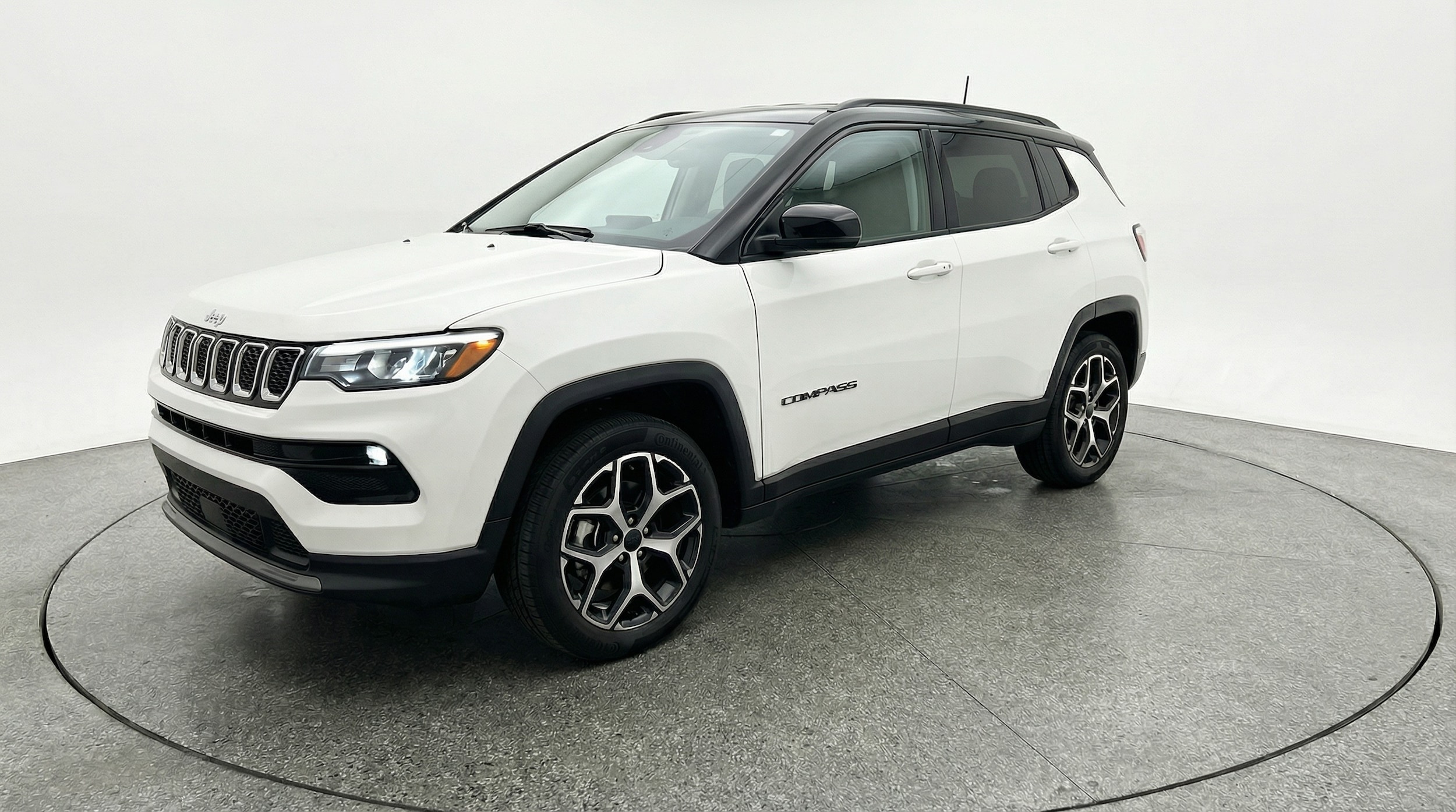 Thumbnail: 2025 Jeep Compass - 3
