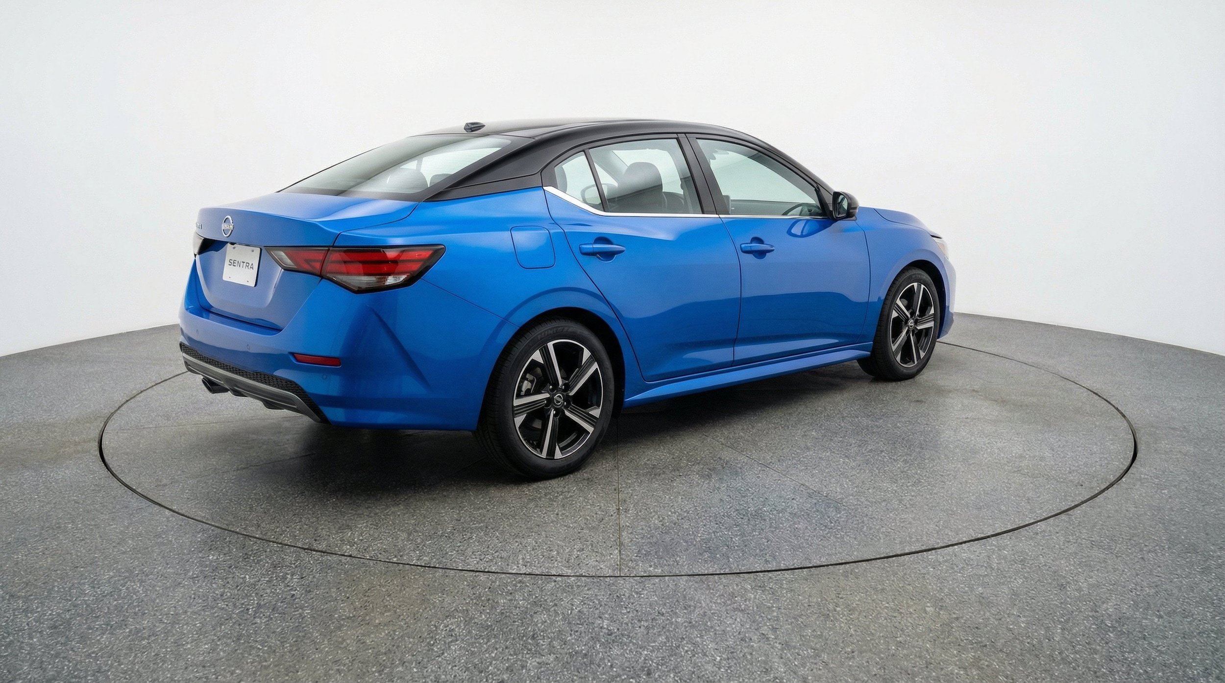 Thumbnail: 2025 Nissan Sentra - 9