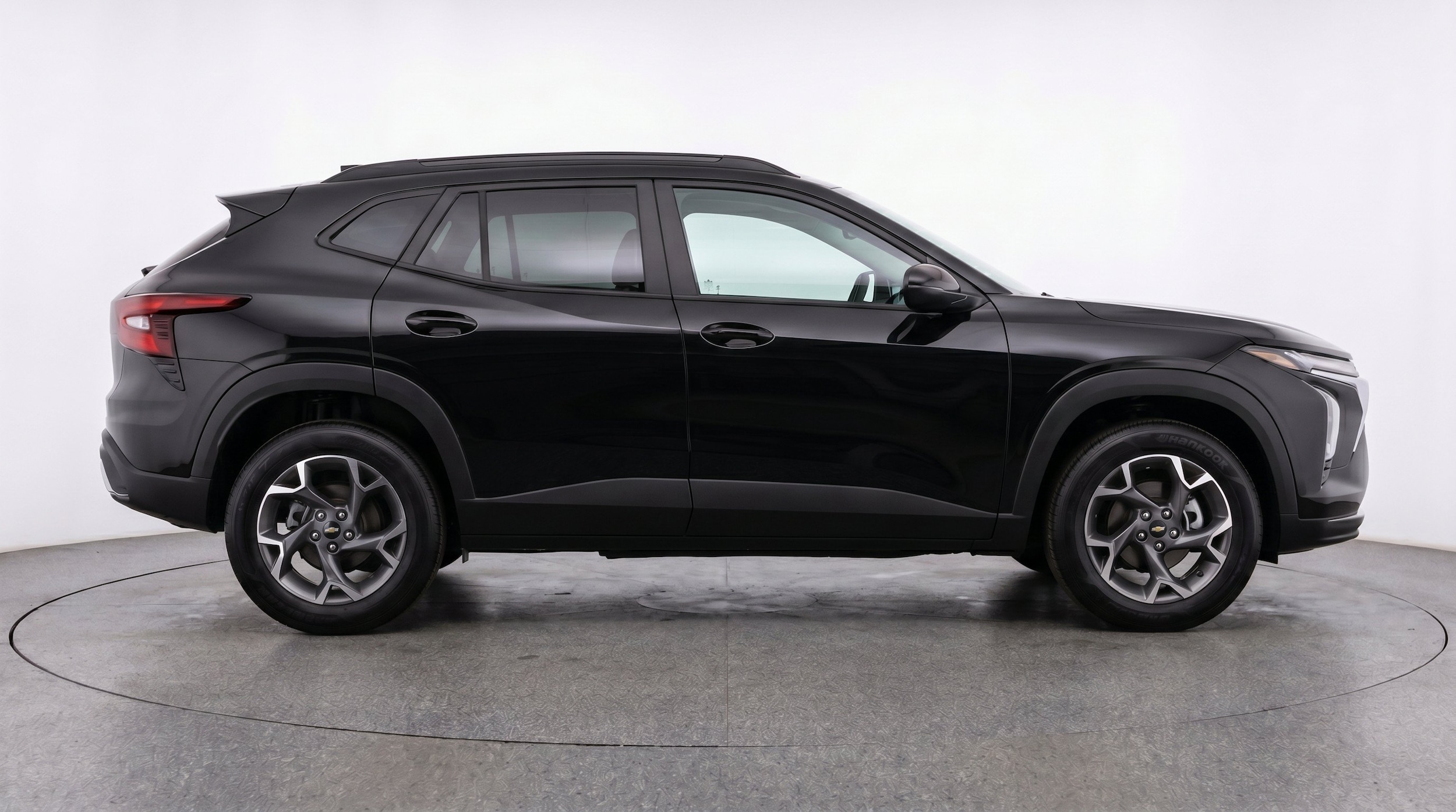 Thumbnail: 2025 Chevrolet Trax - 11