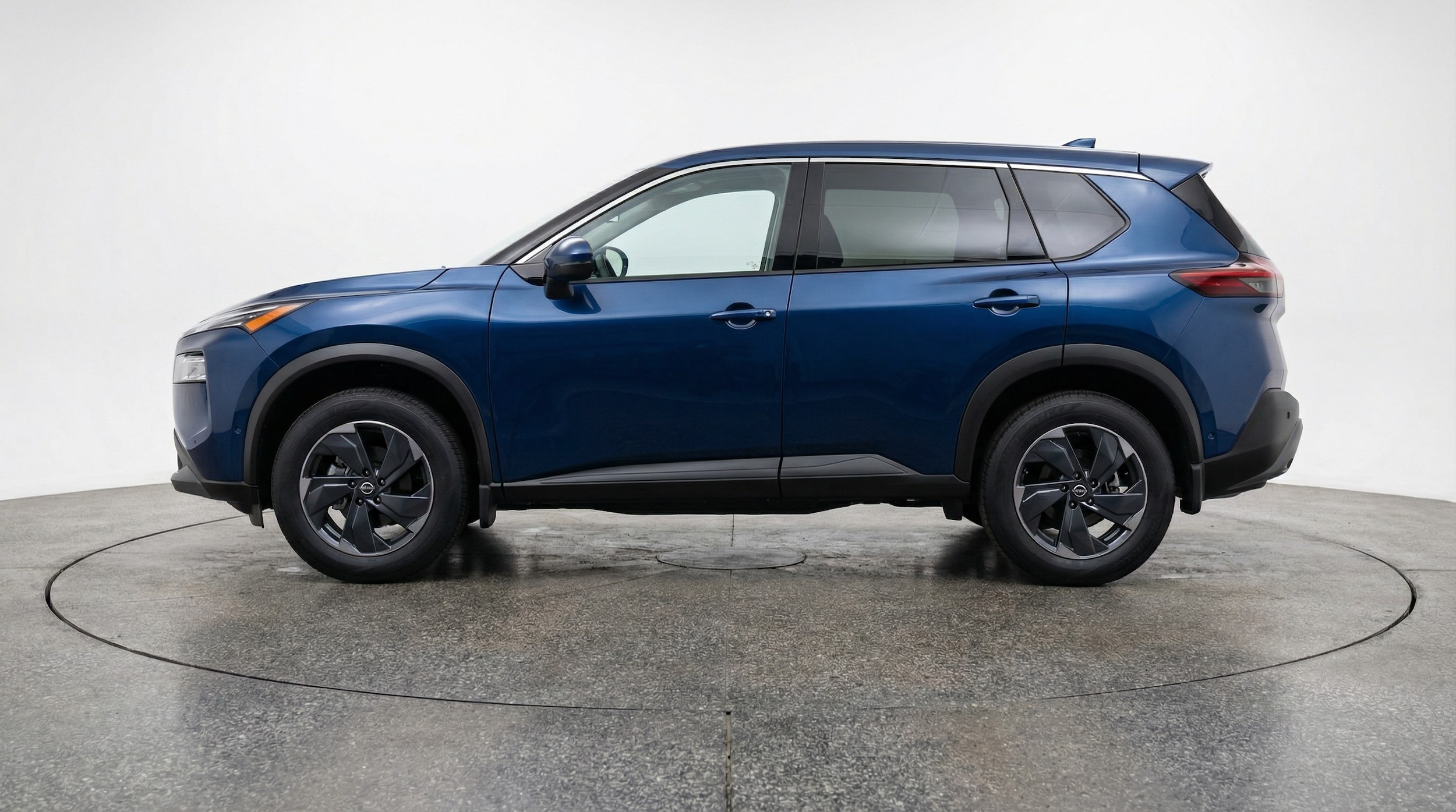 Thumbnail: 2025 Nissan Rogue - 4