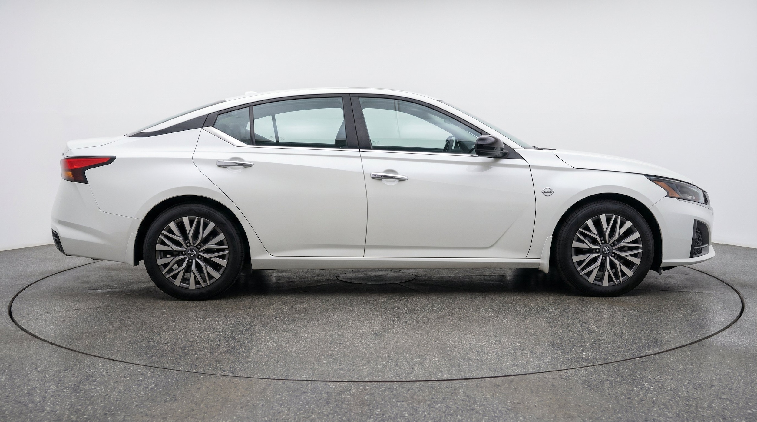 Thumbnail: 2025 Nissan Altima - 11