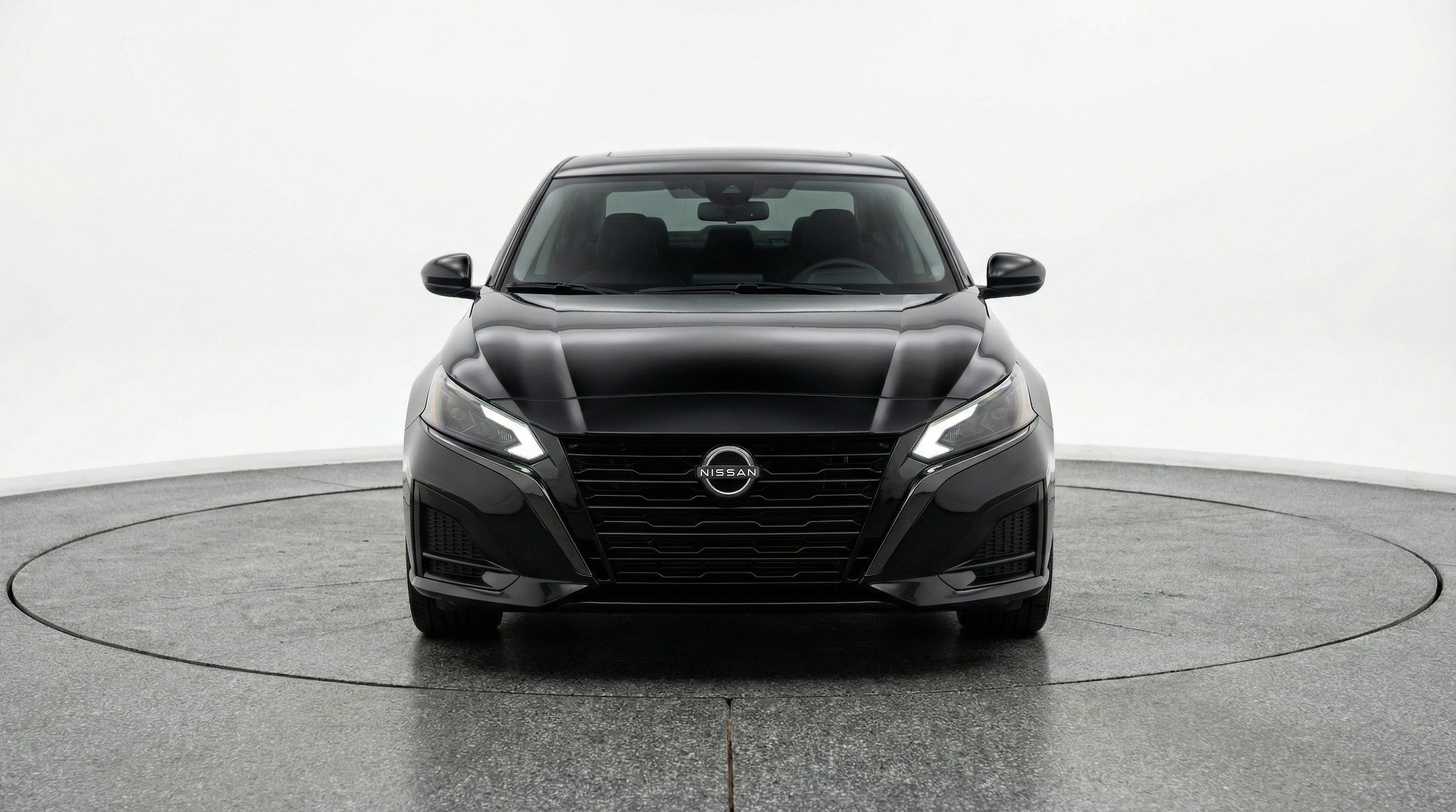 Thumbnail: 2025 Nissan Altima - 2