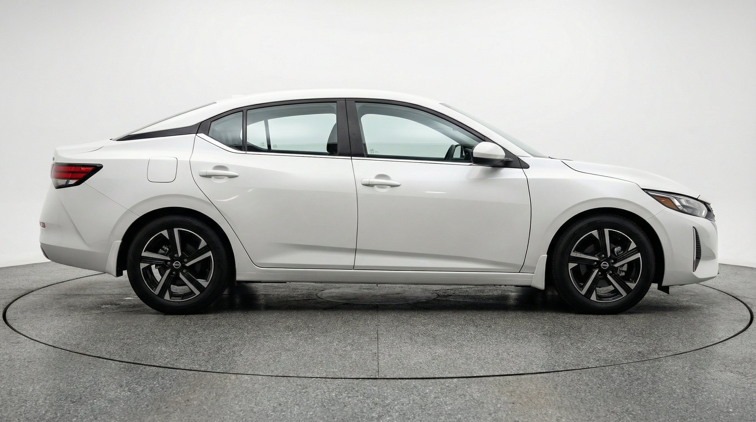 Thumbnail: 2025 Nissan Sentra - 11