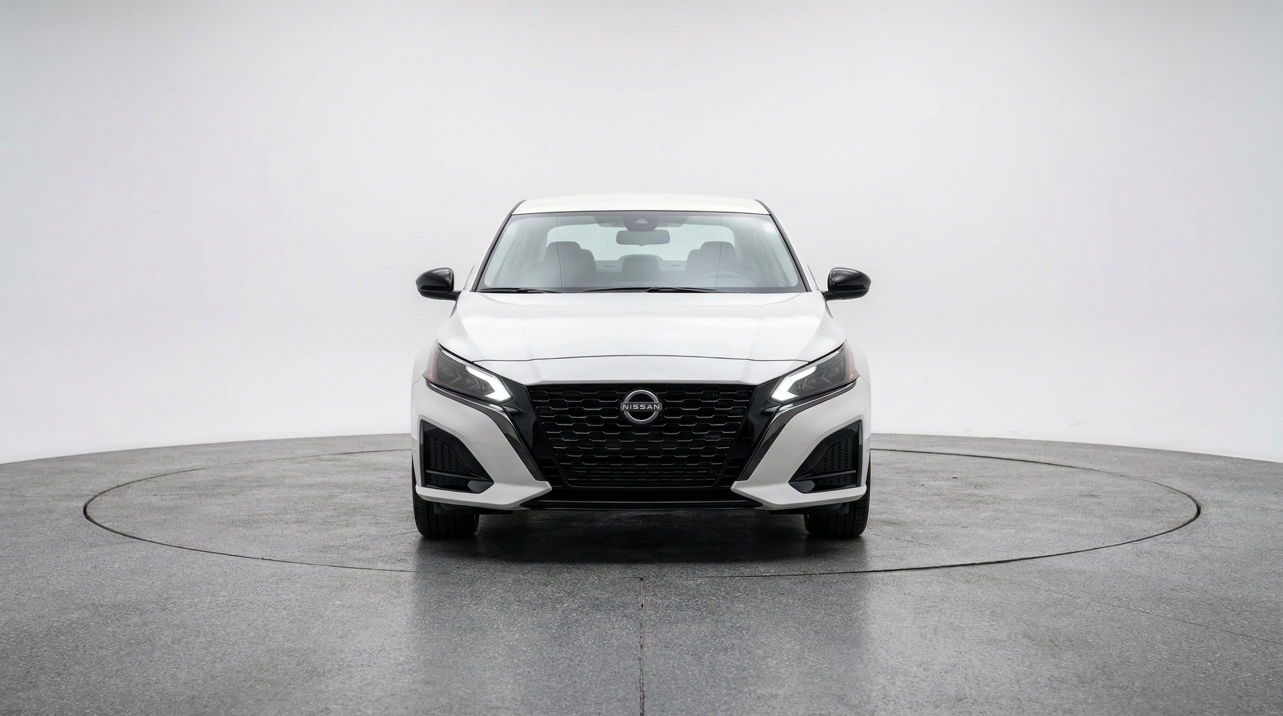 Thumbnail: 2025 Nissan Altima - 2