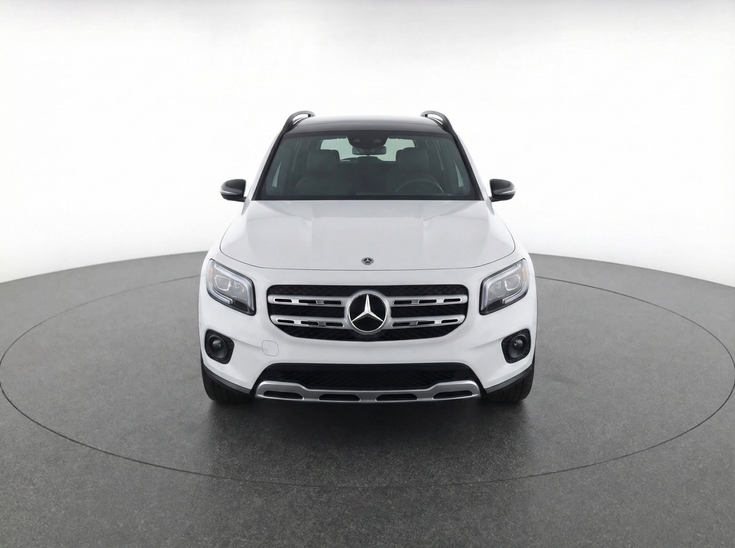 Thumbnail: 2025 Mercedes-Benz GLB - 2