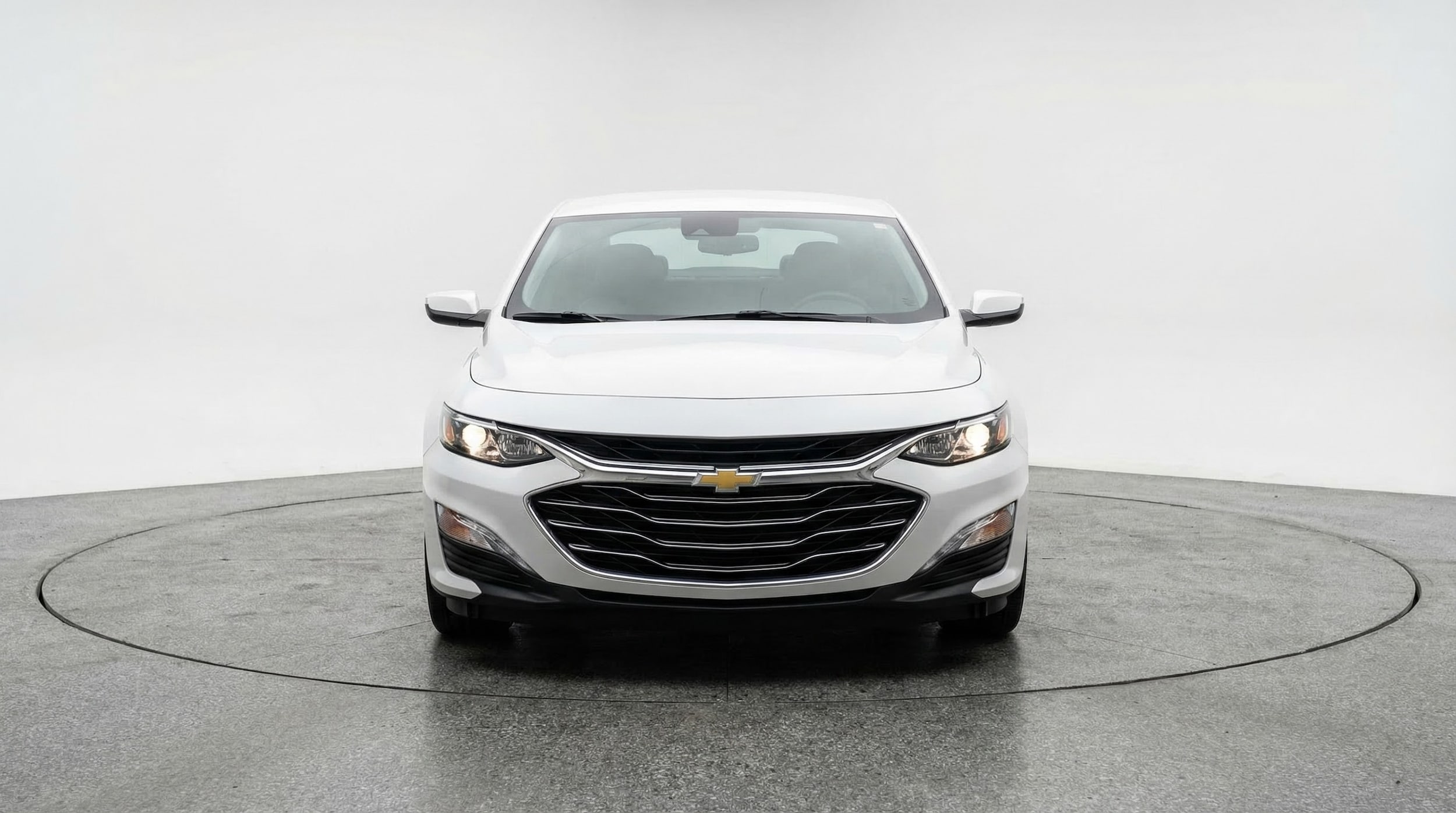 Thumbnail: 2023 Chevrolet Malibu - 2