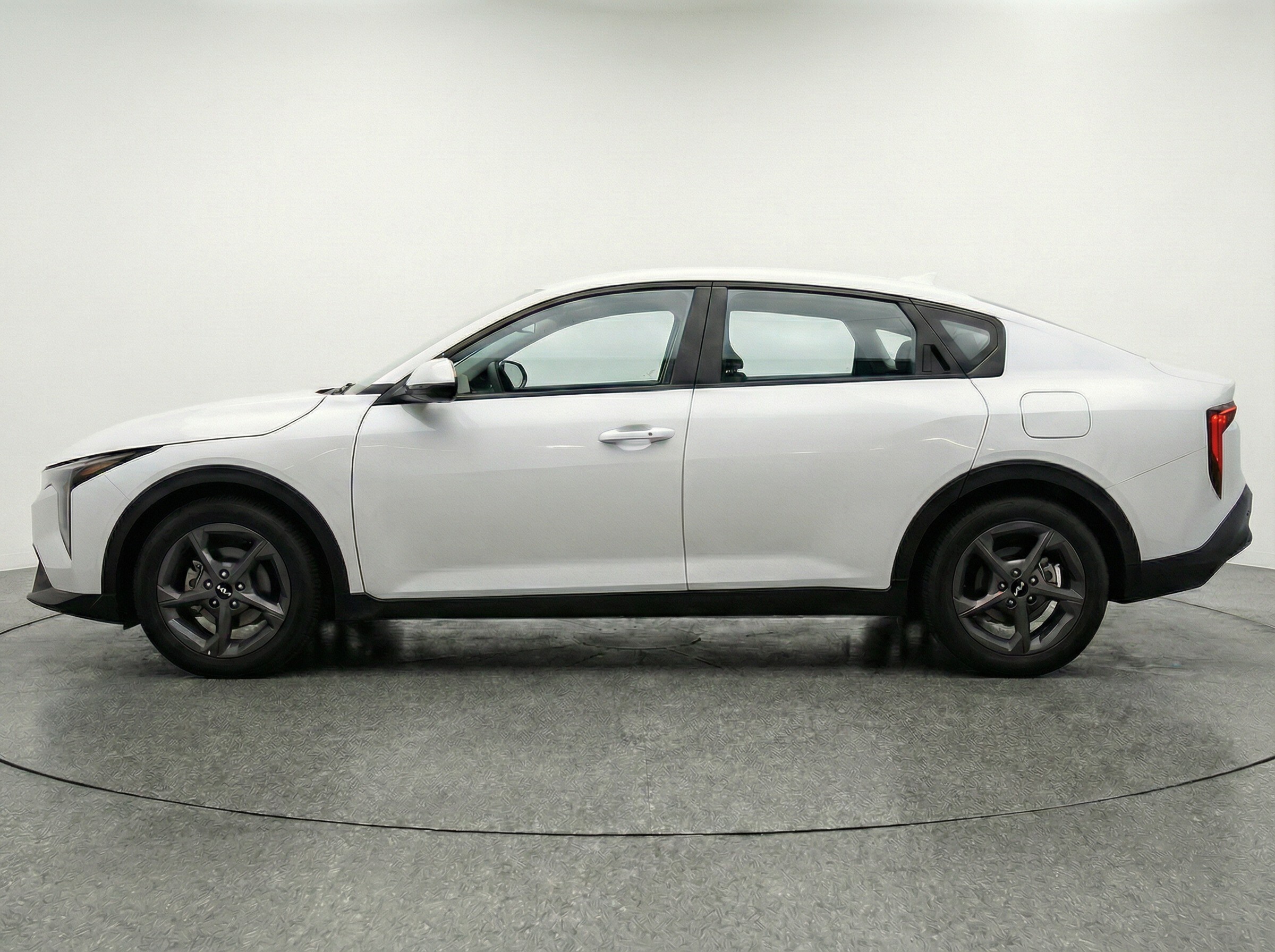 Thumbnail: 2025 Kia K4 - 4