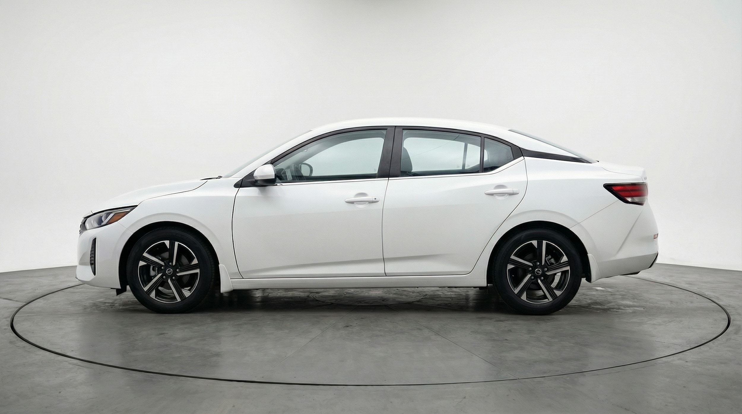 Thumbnail: 2025 Nissan Sentra - 4