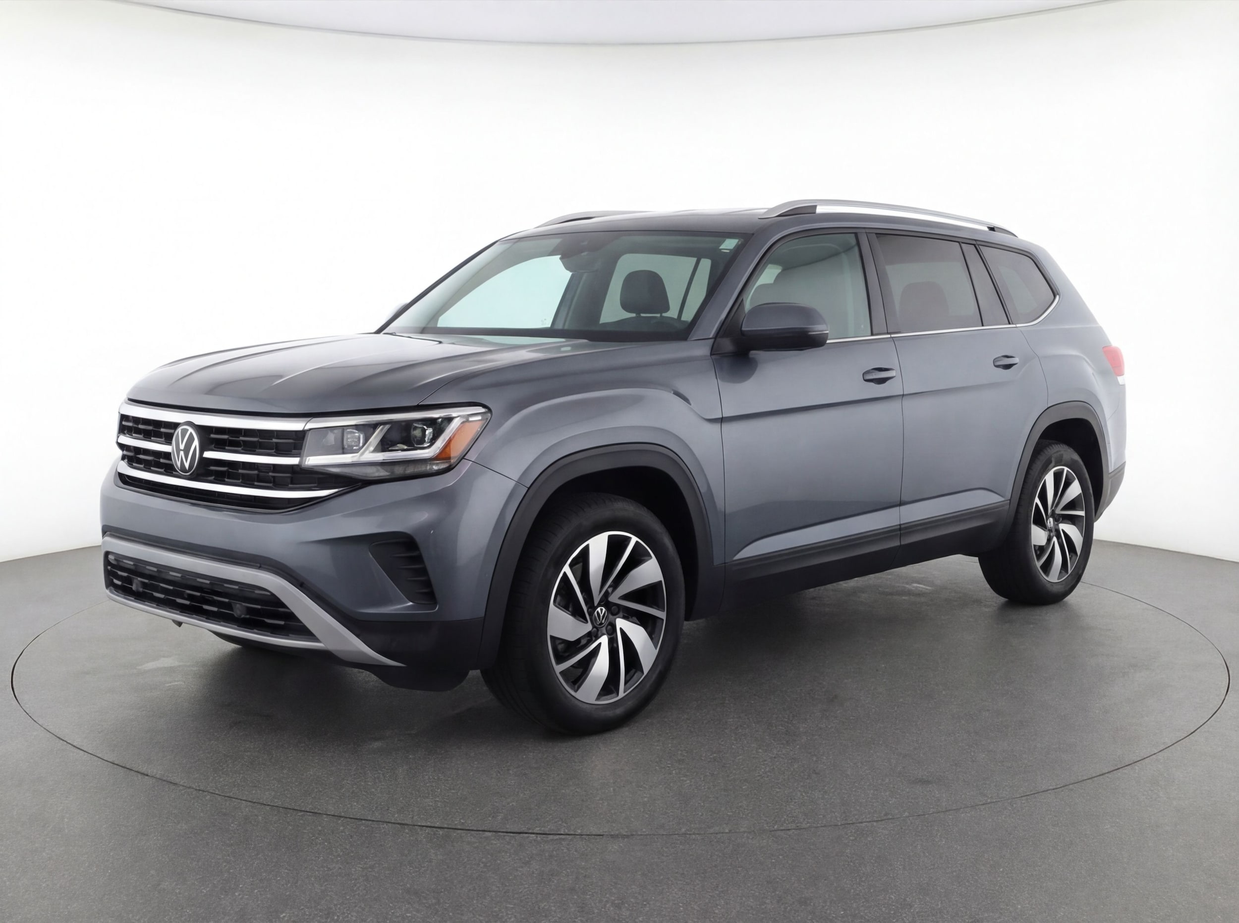 Thumbnail: 2024 Volkswagen Atlas - 3