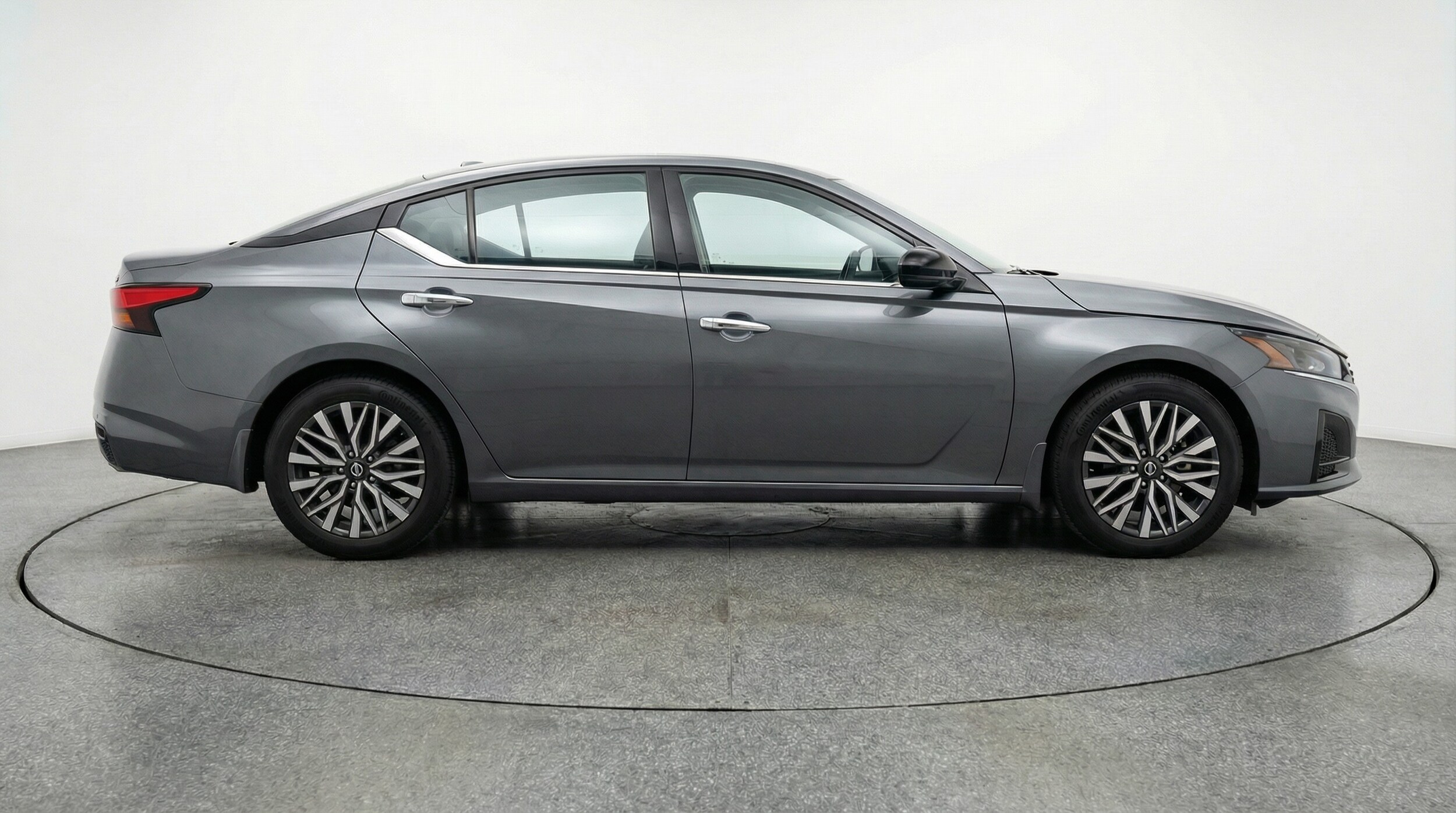 Thumbnail: 2025 Nissan Altima - 8