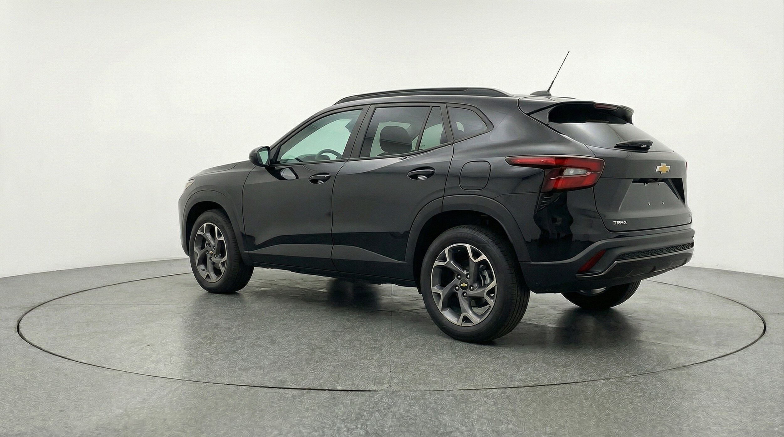 Thumbnail: 2025 Chevrolet Trax - 5