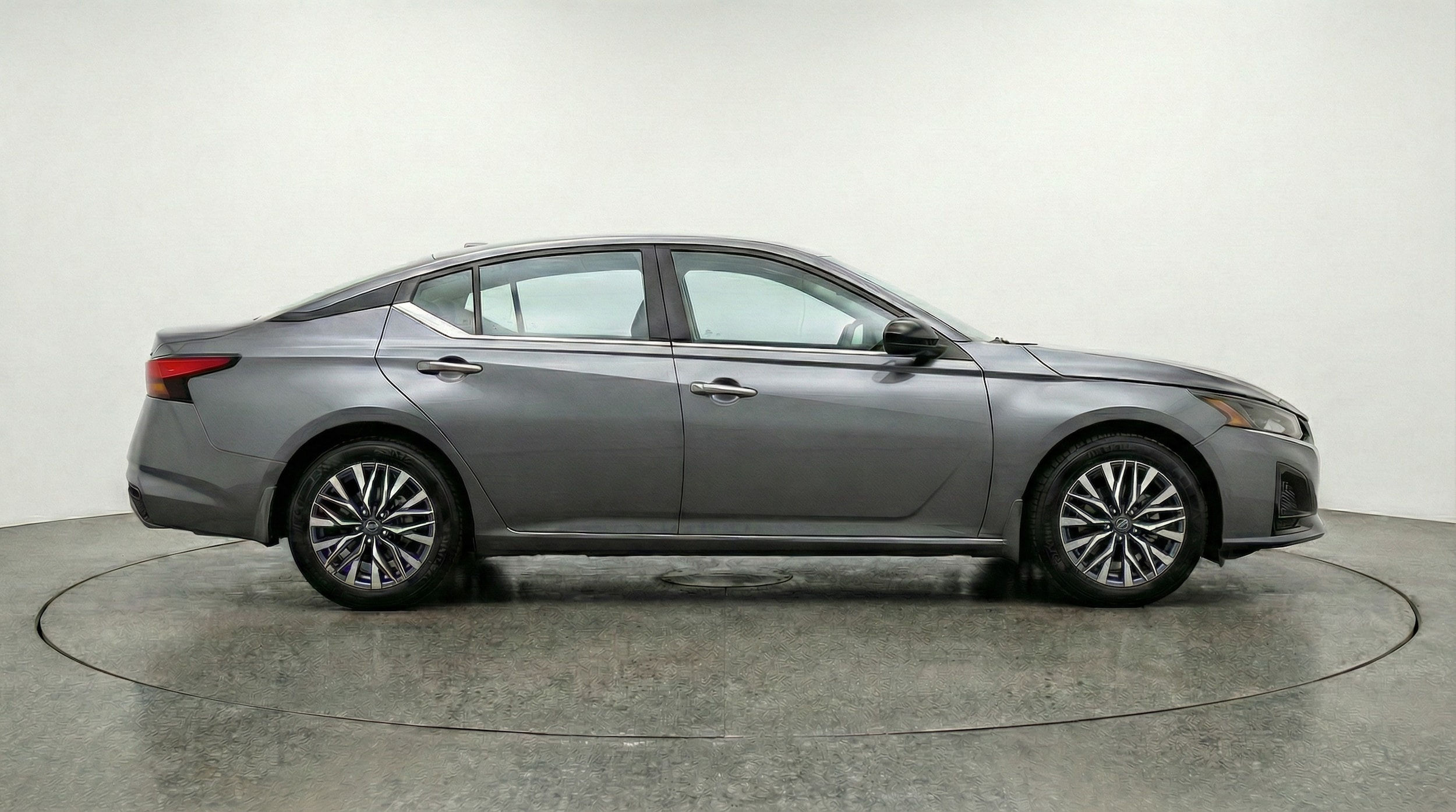 Thumbnail: 2025 Nissan Altima - 8