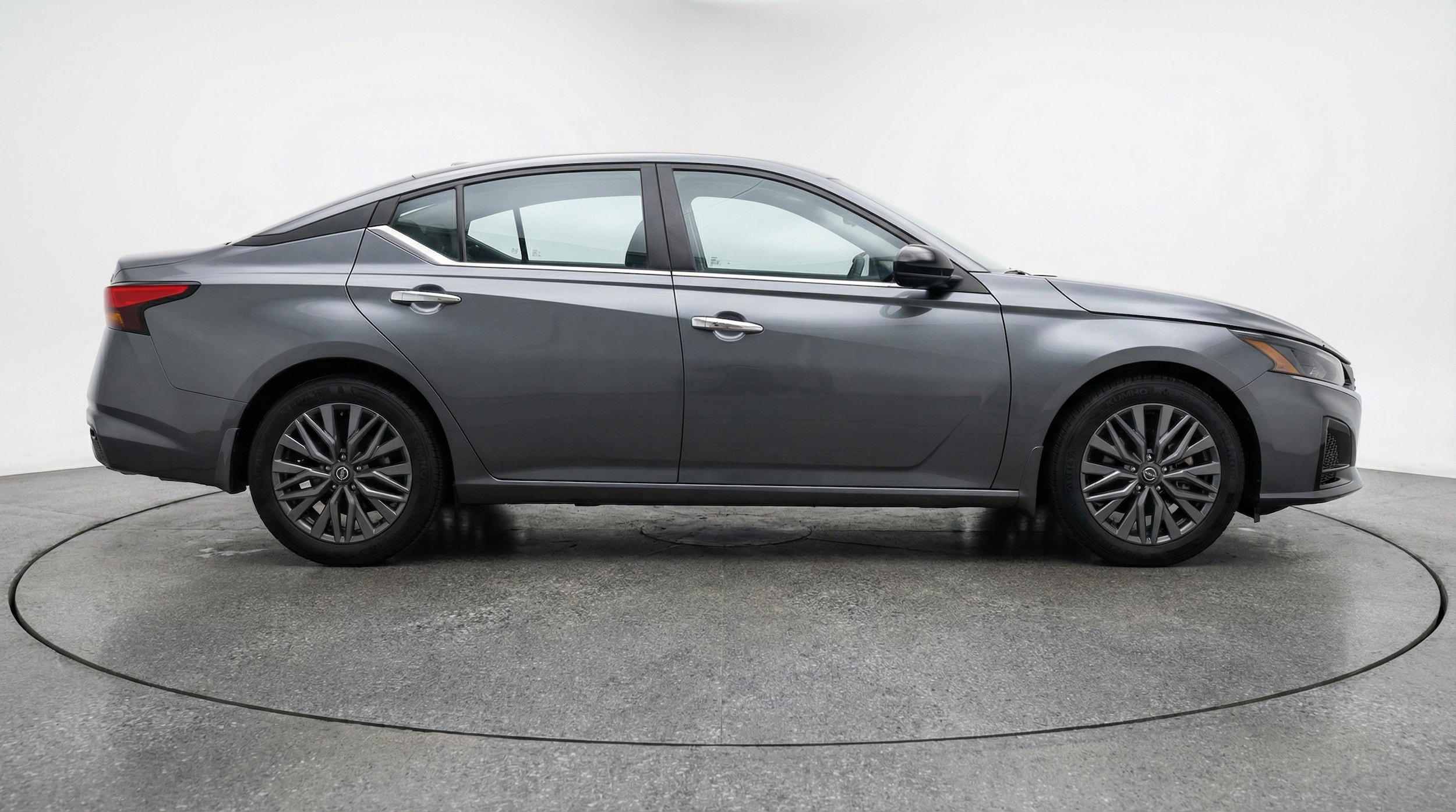 Thumbnail: 2025 Nissan Altima - 8