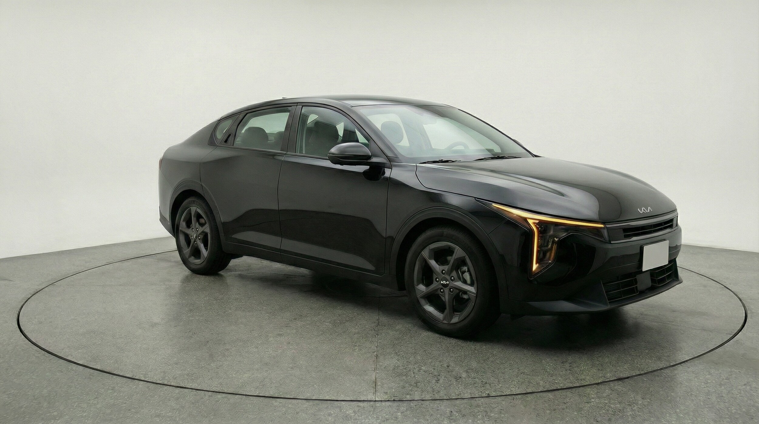 Thumbnail: 2025 Kia K4 - 1