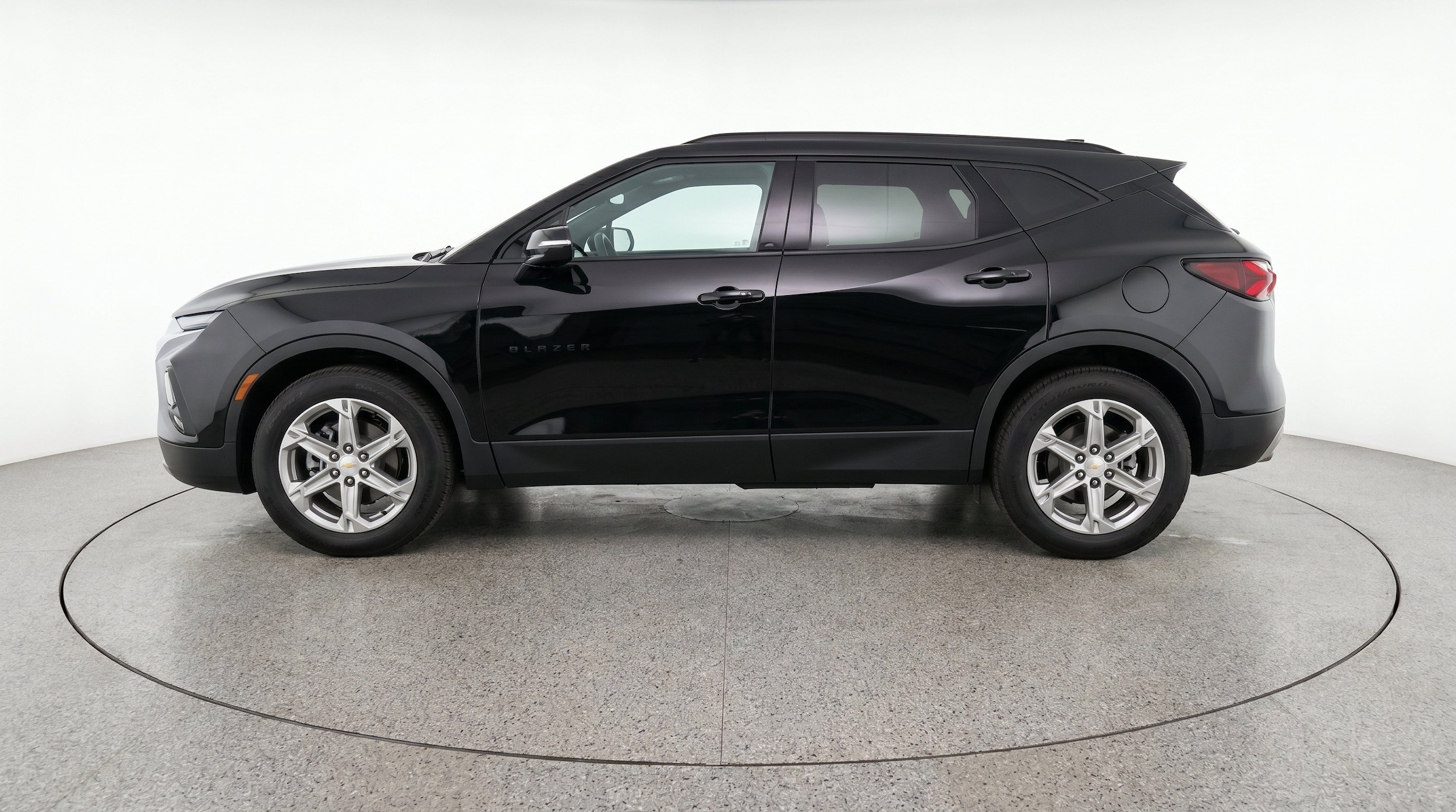 Thumbnail: 2026 Chevrolet Blazer - 5