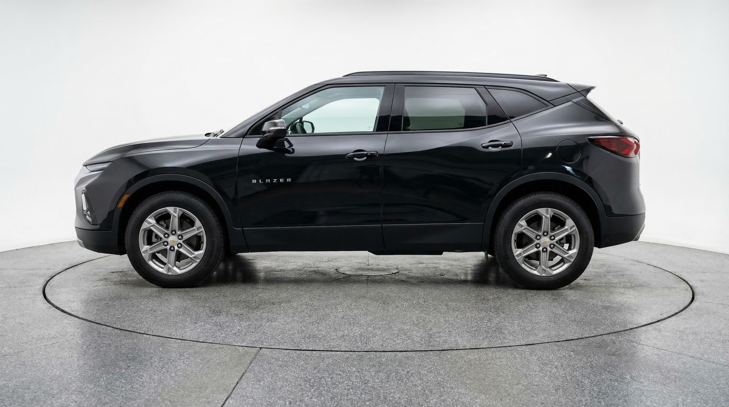 Thumbnail: 2025 Chevrolet Blazer - 4