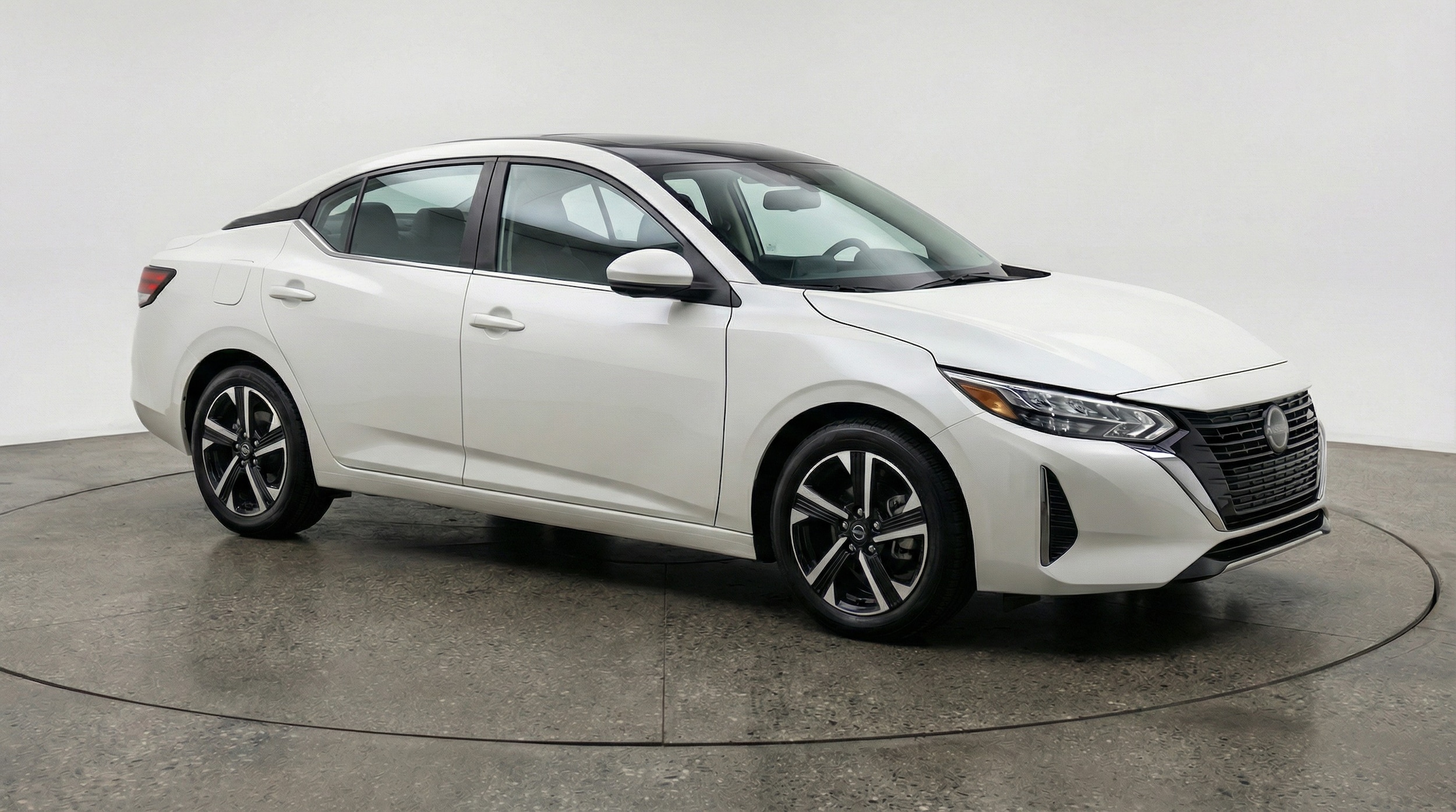 Thumbnail: 2025 Nissan Sentra - 1