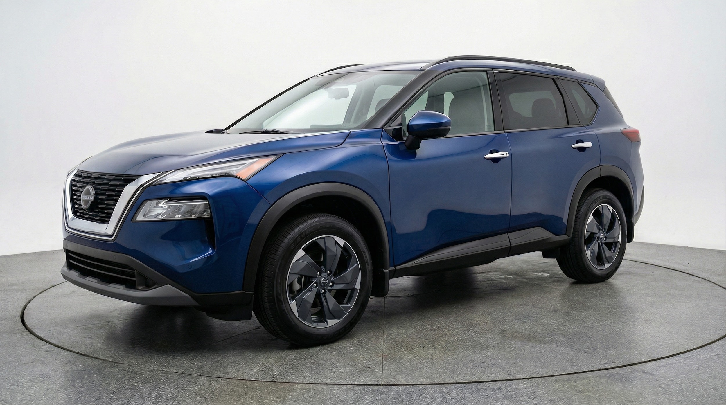 Thumbnail: 2025 Nissan Rogue - 3