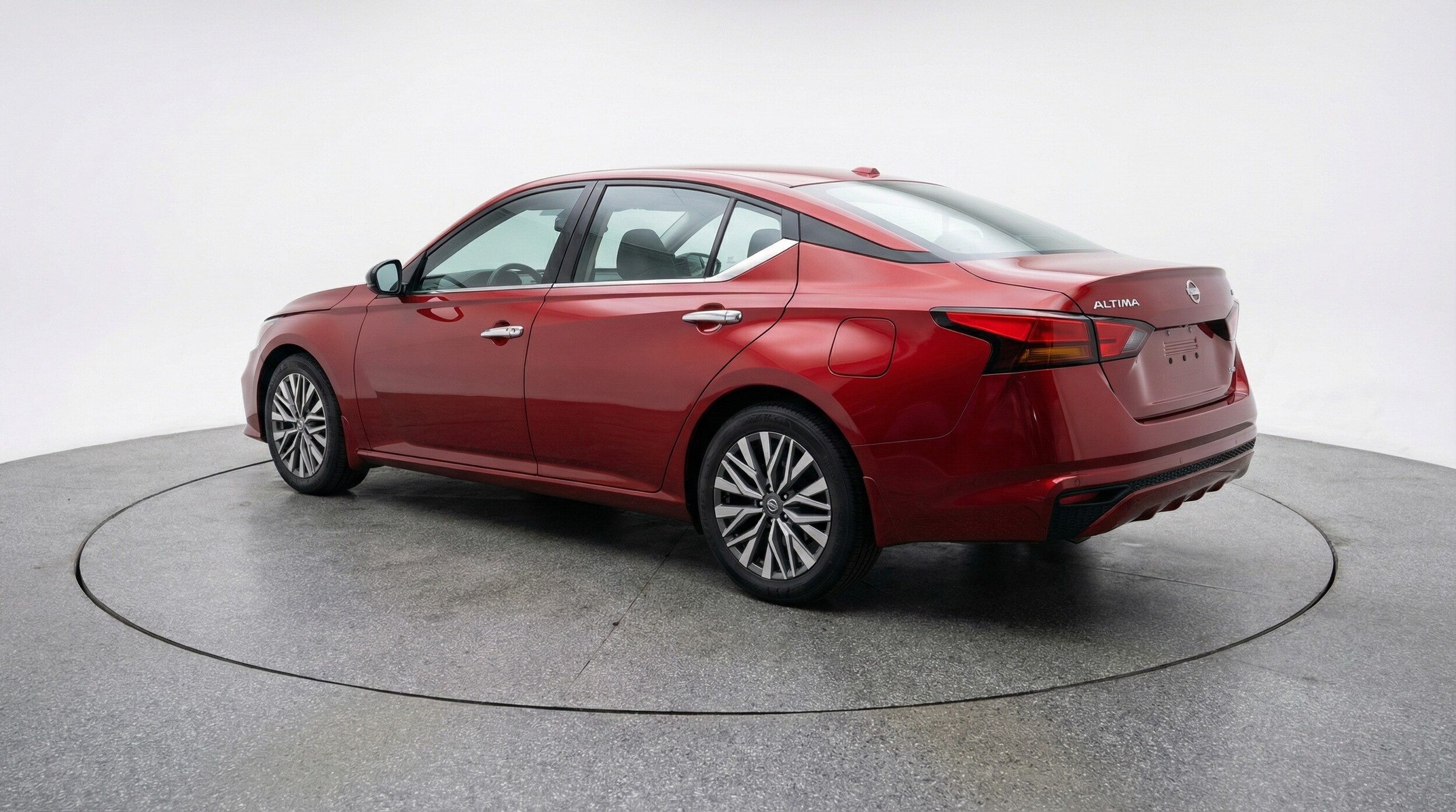 Thumbnail: 2025 Nissan Altima - 5