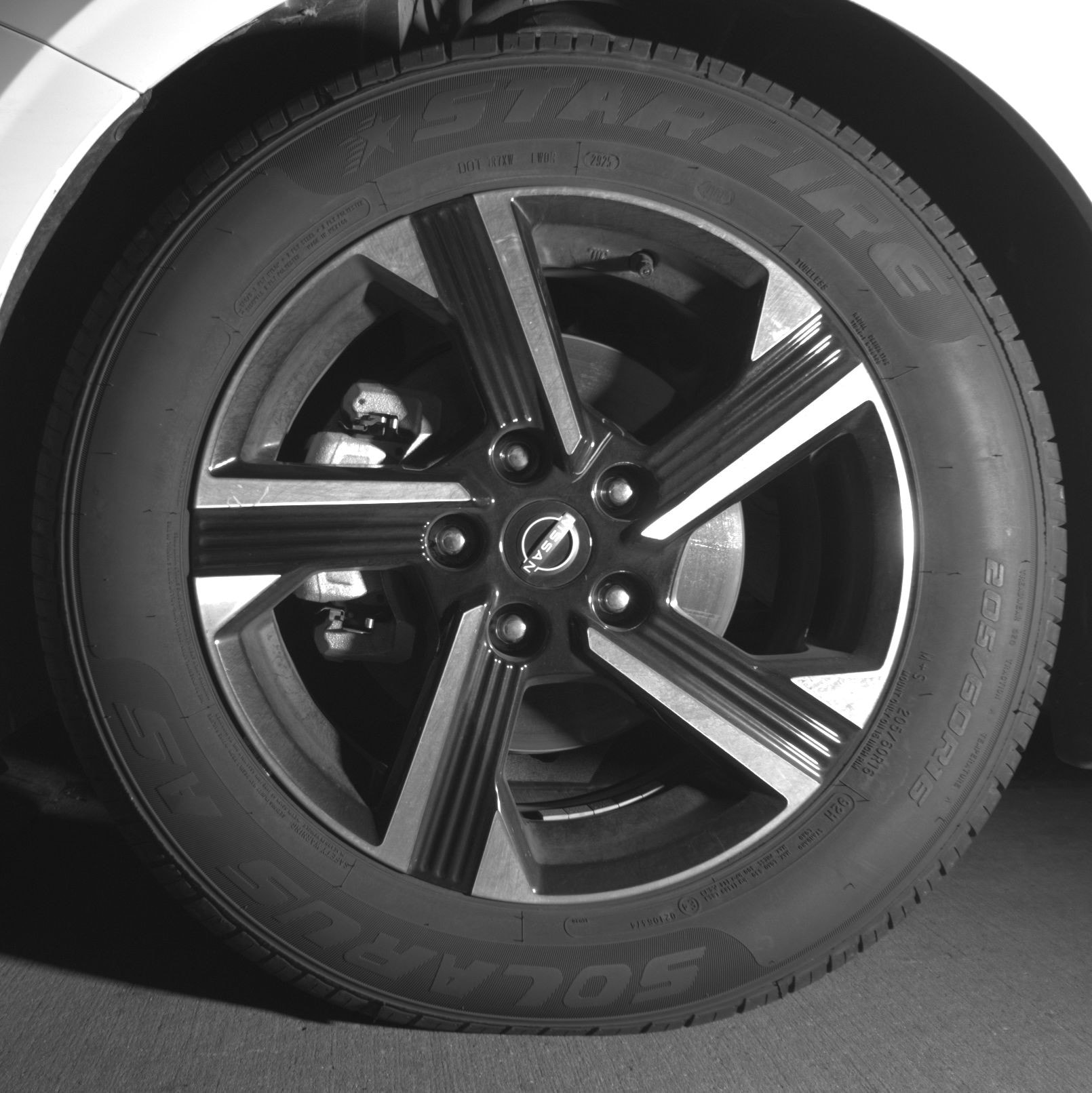 Thumbnail: 2025 Nissan Sentra - 9