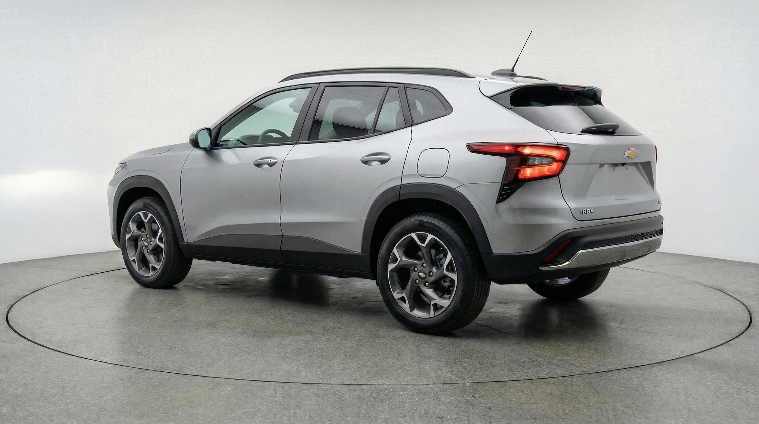 Thumbnail: 2025 Chevrolet Trax - 5