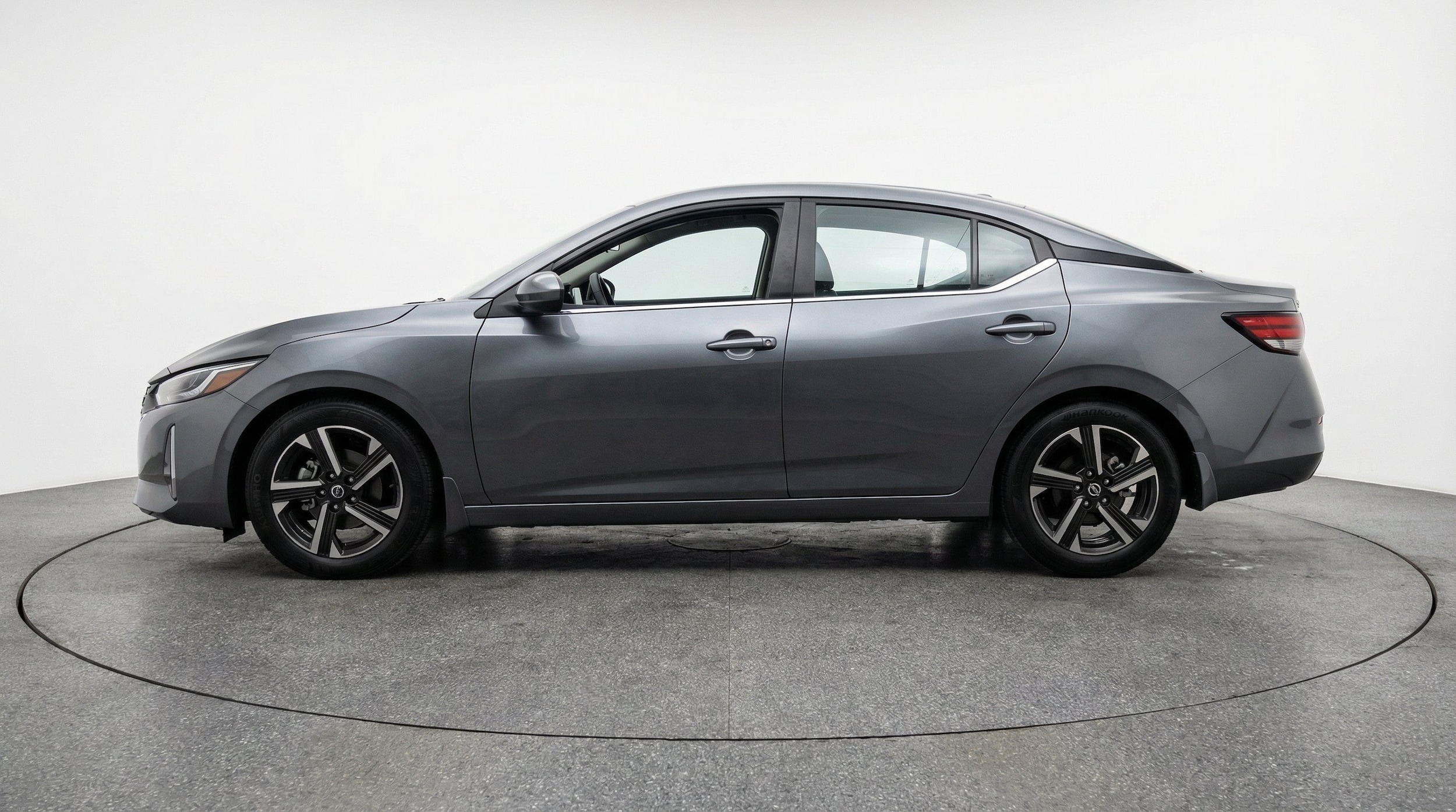 Thumbnail: 2025 Nissan Sentra - 5