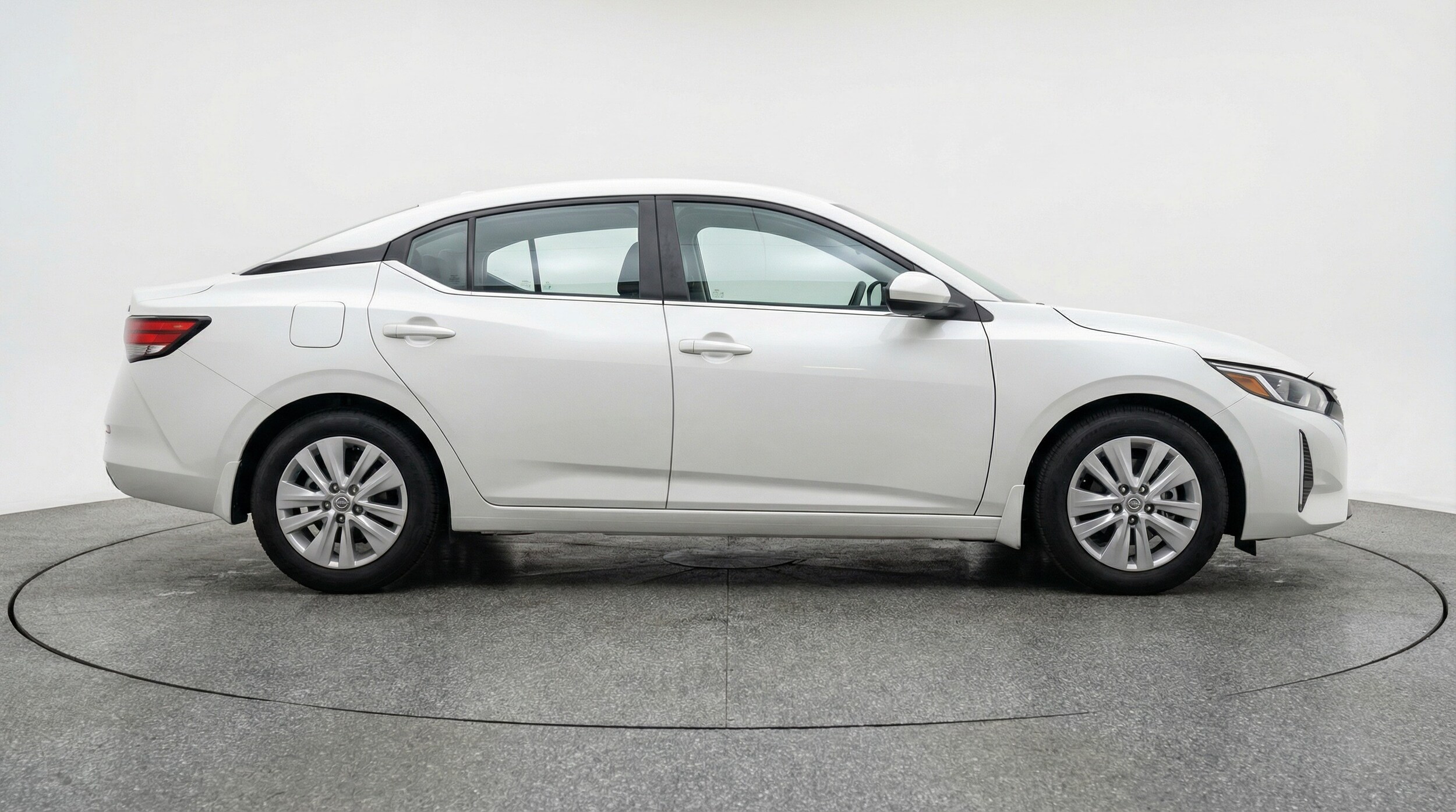 Thumbnail: 2025 Nissan Sentra - 8